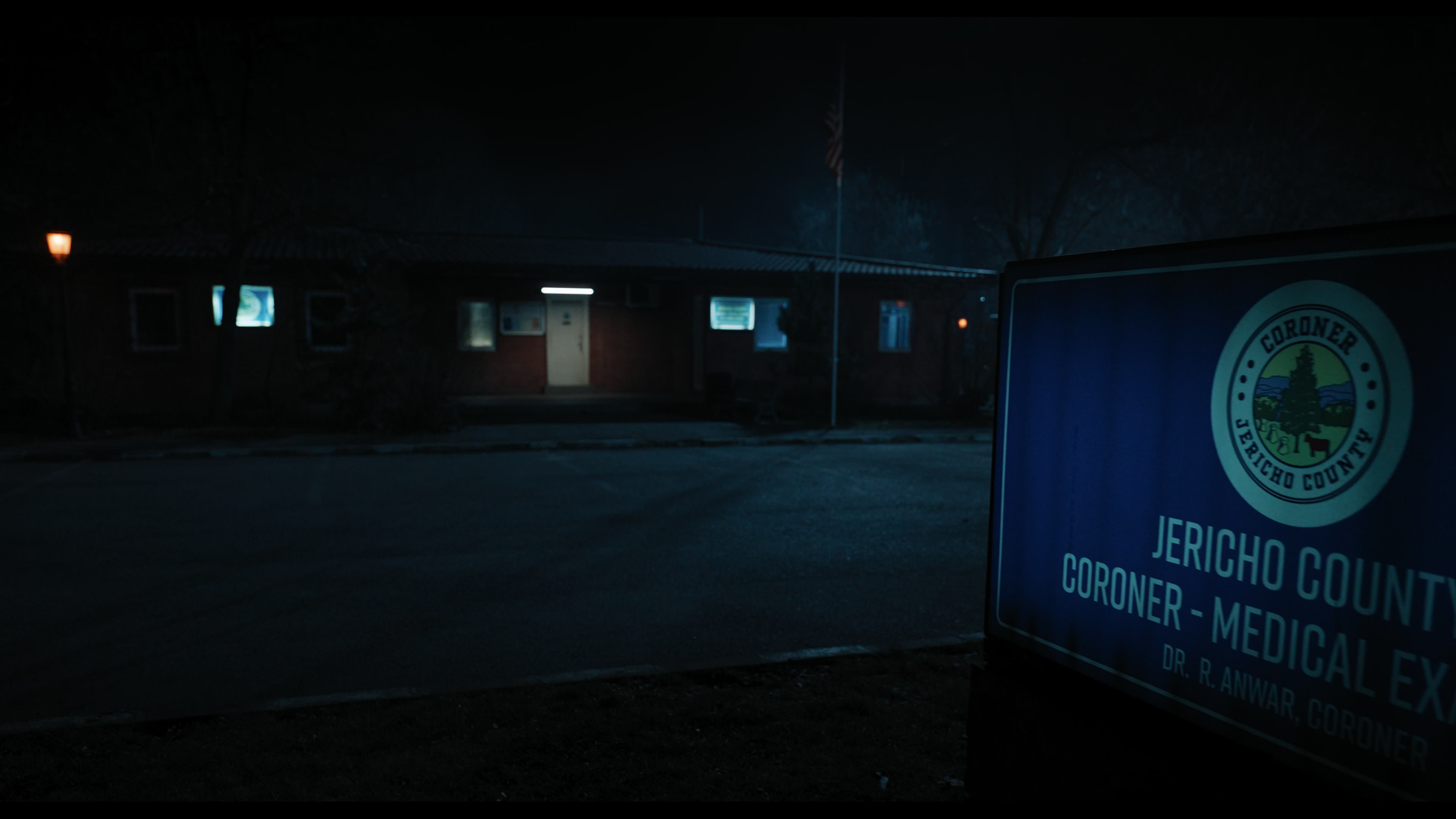 Wednesday S01E04 “Woe What a Night” movie still 10
