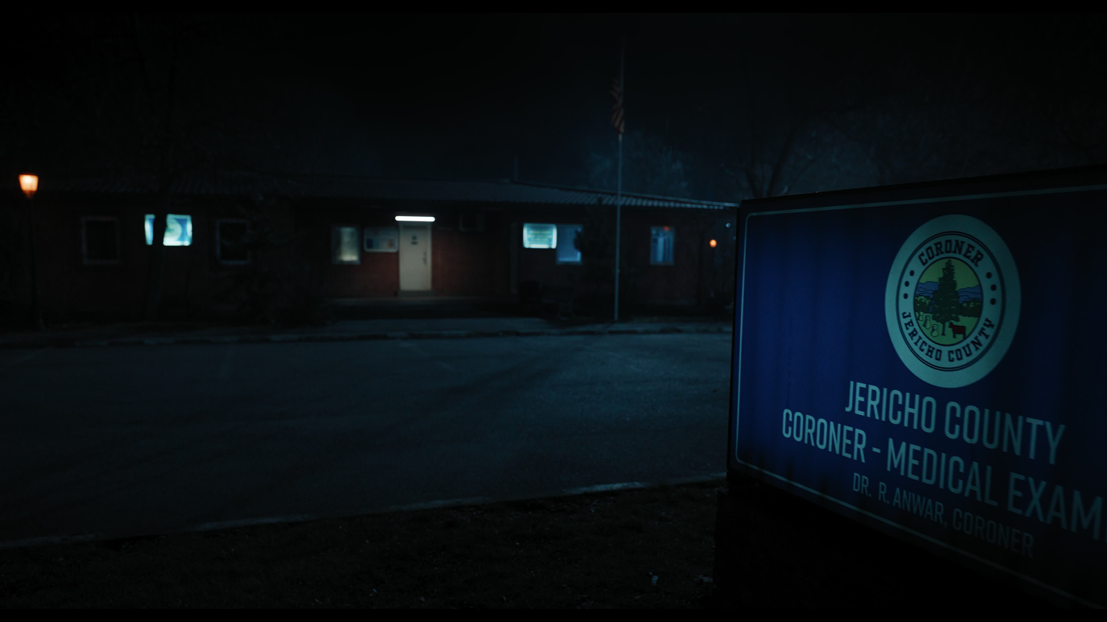 Wednesday S01E04 “Woe What a Night” HD screenshot 11