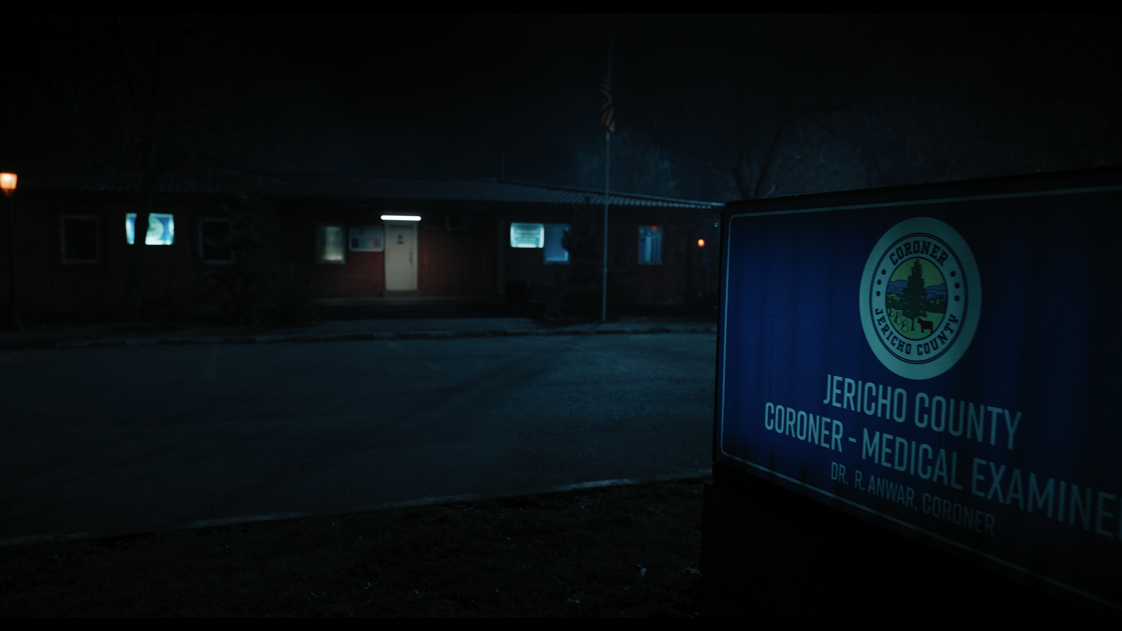 Wednesday S01E04 “Woe What a Night” screencap 12