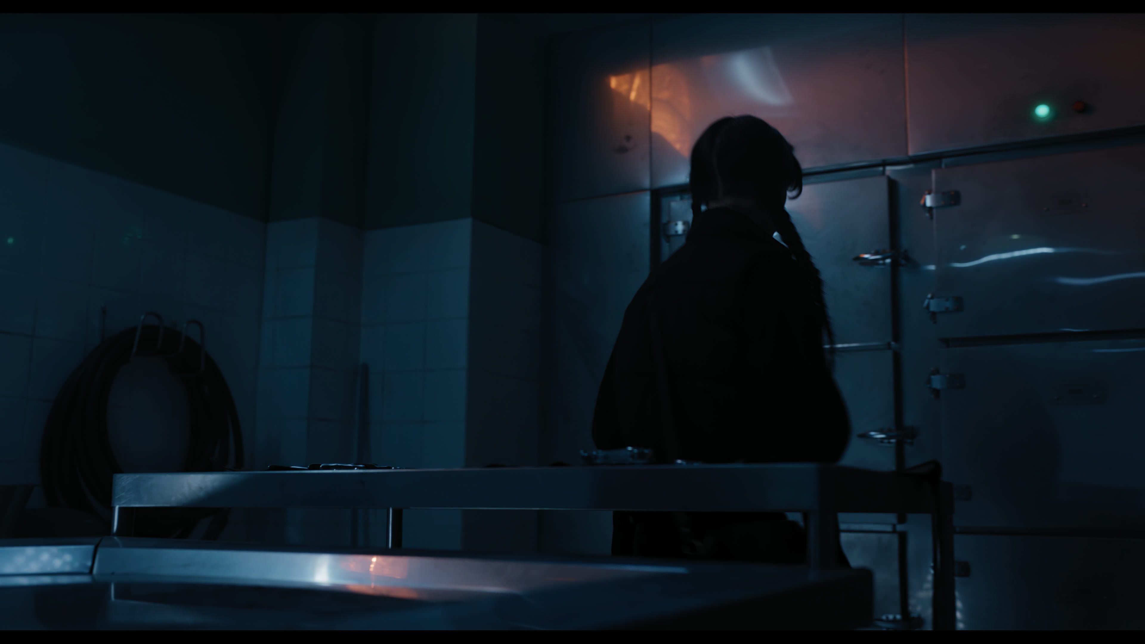 Wednesday S01E04 “Woe What a Night” HD screenshot 143