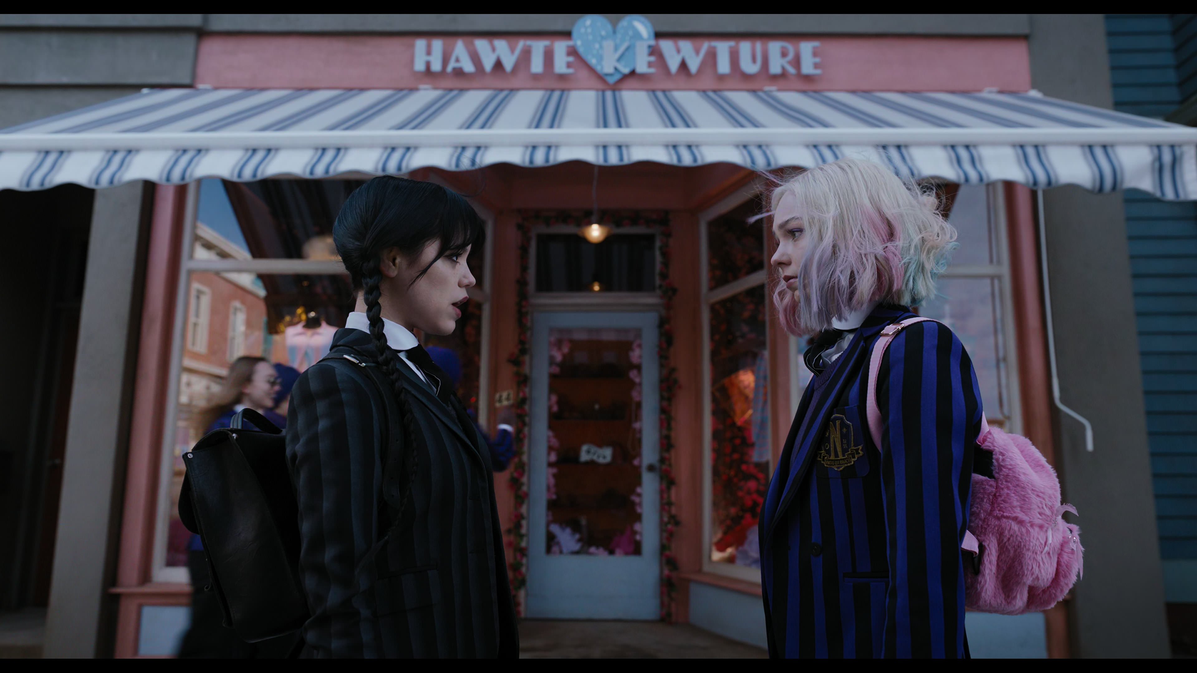 Wednesday S01E04 “Woe What a Night” screencap 1518