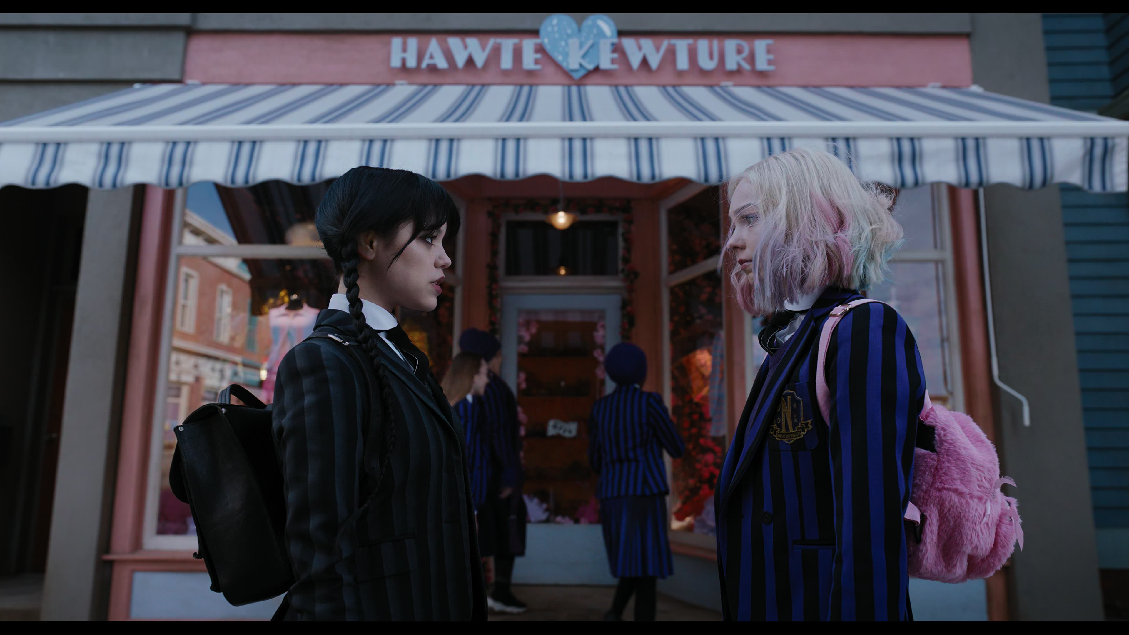 Wednesday S01E04 “Woe What a Night” screencap 1521