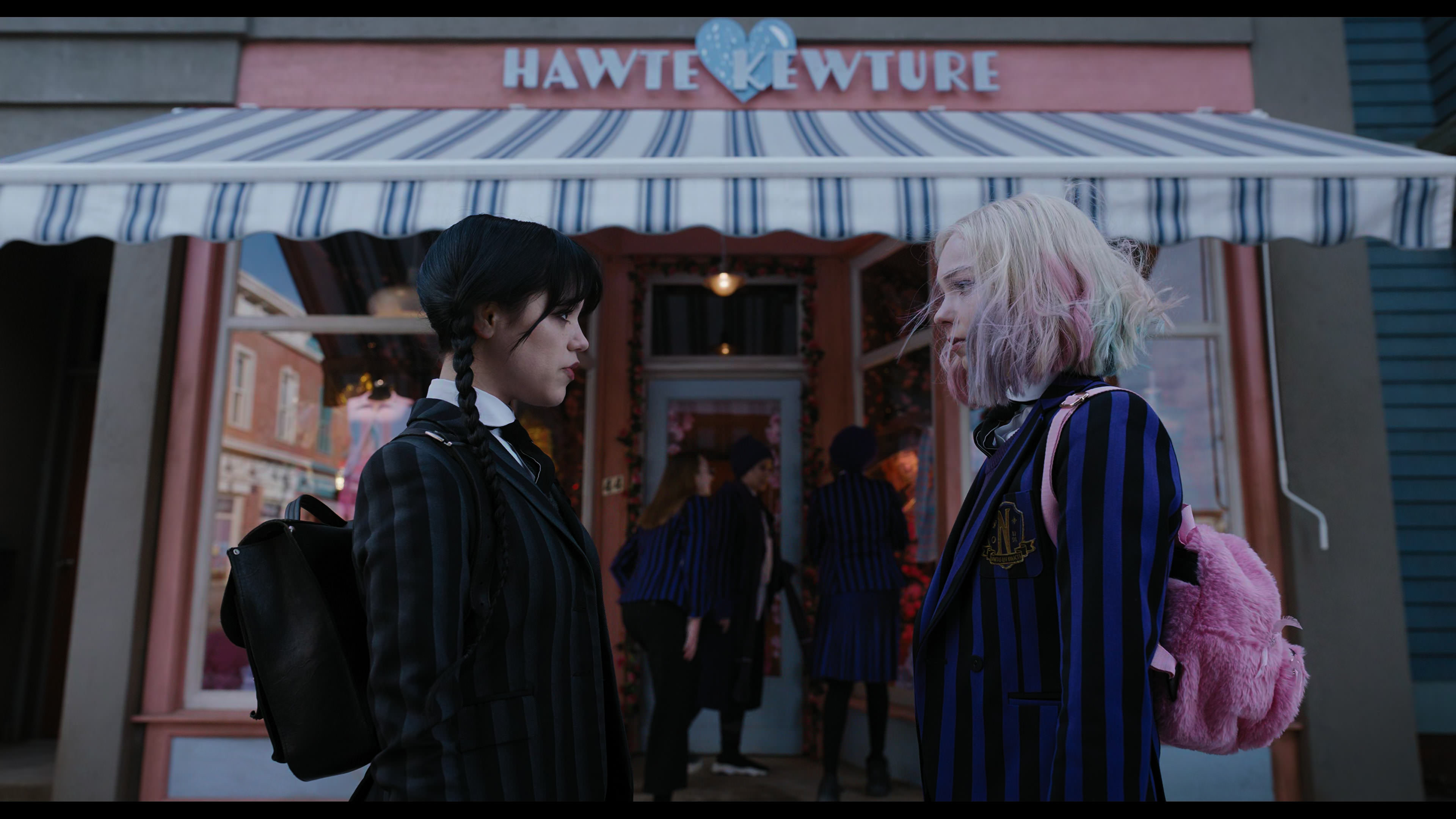Wednesday S01E04 “Woe What a Night” screencap 1524