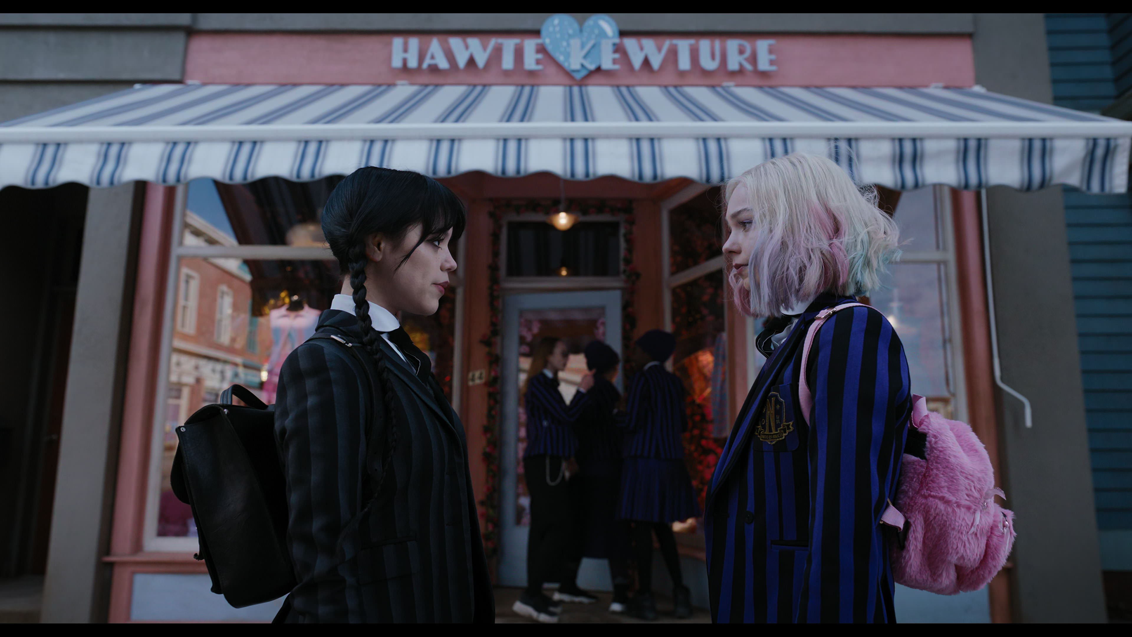 Wednesday S01E04 “Woe What a Night” screencap 1527