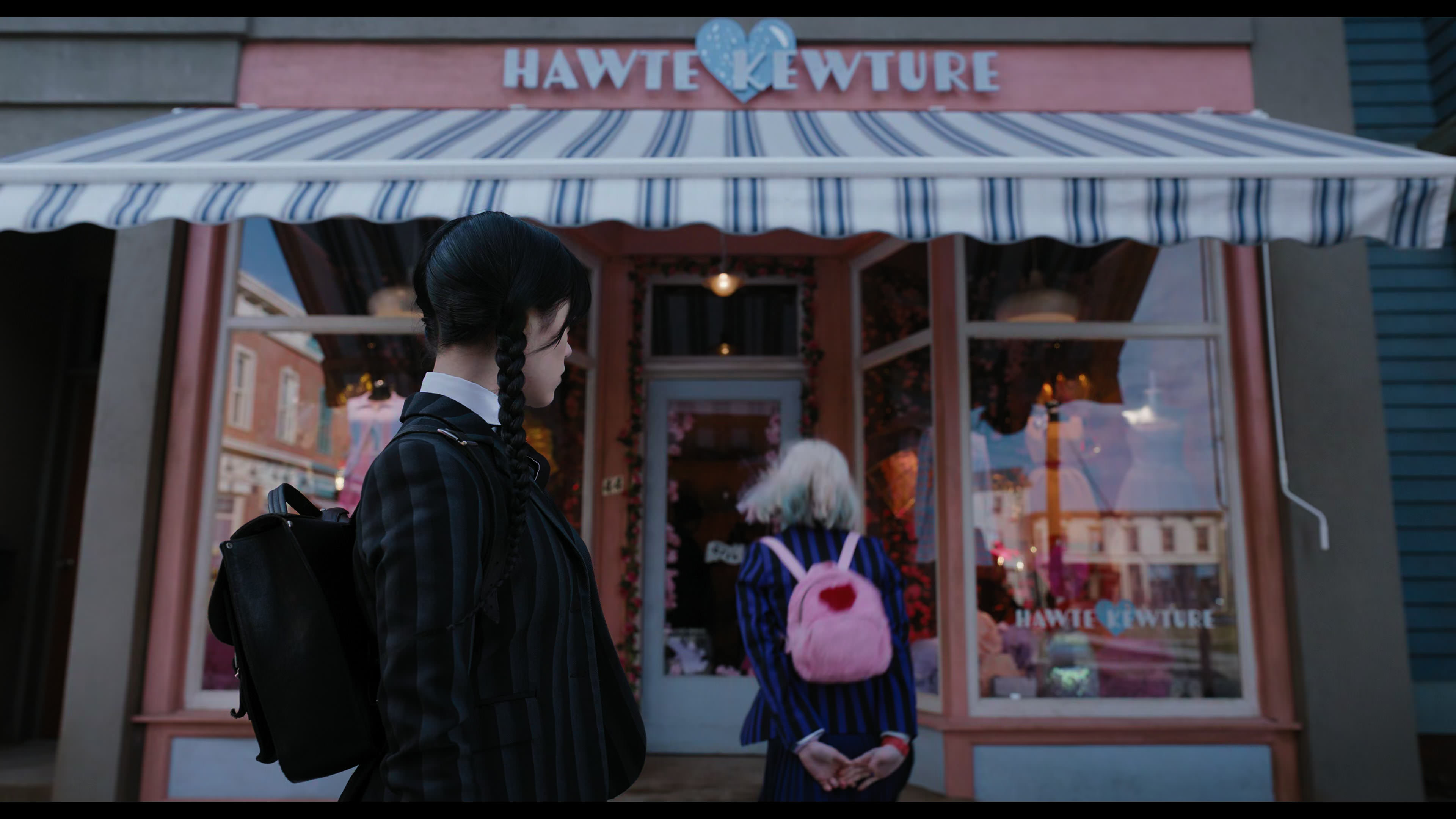 Wednesday S01E04 “Woe What a Night” HD screenshot 1544
