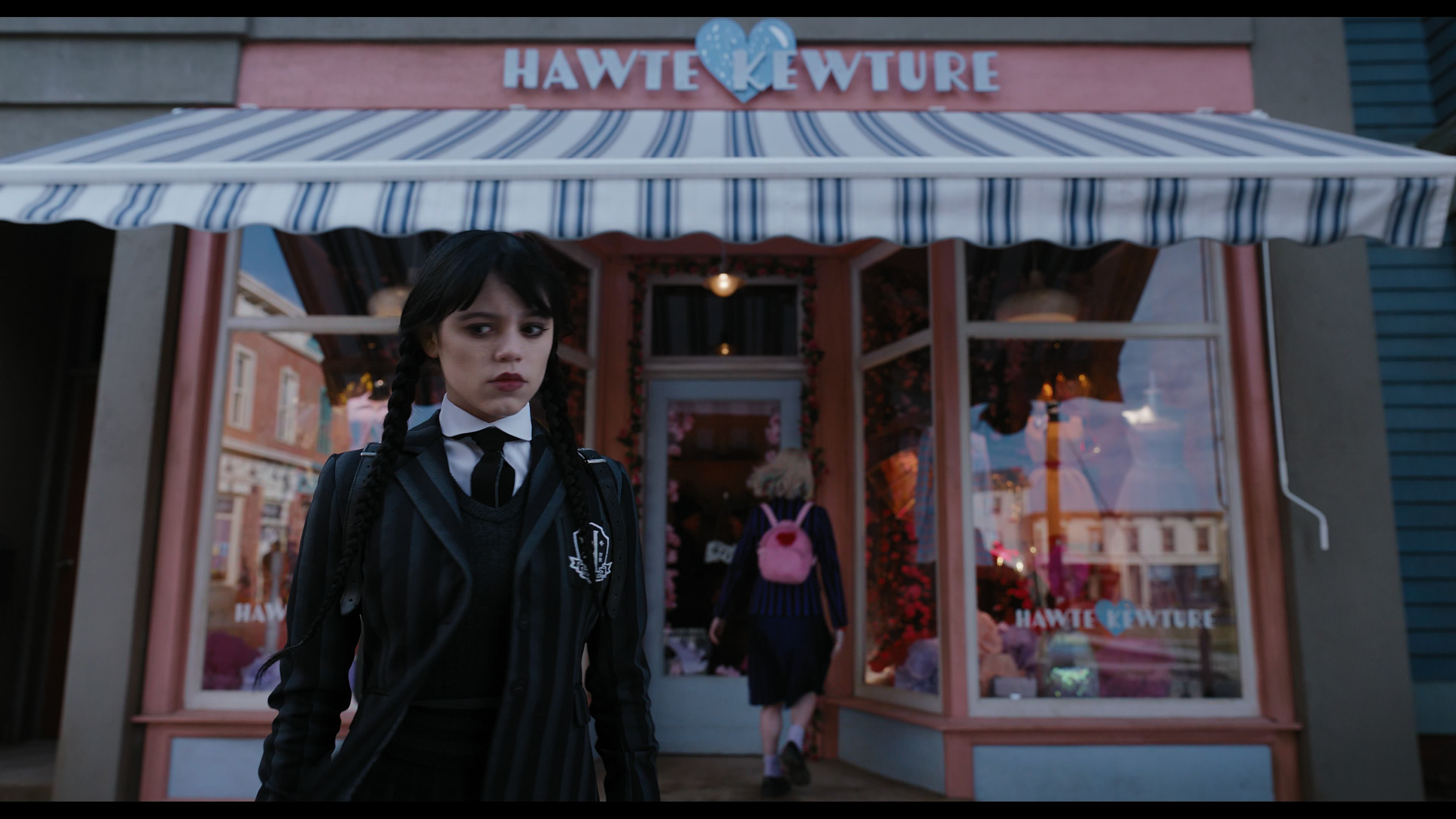 Wednesday S01E04 “Woe What a Night” HD screenshot 1547