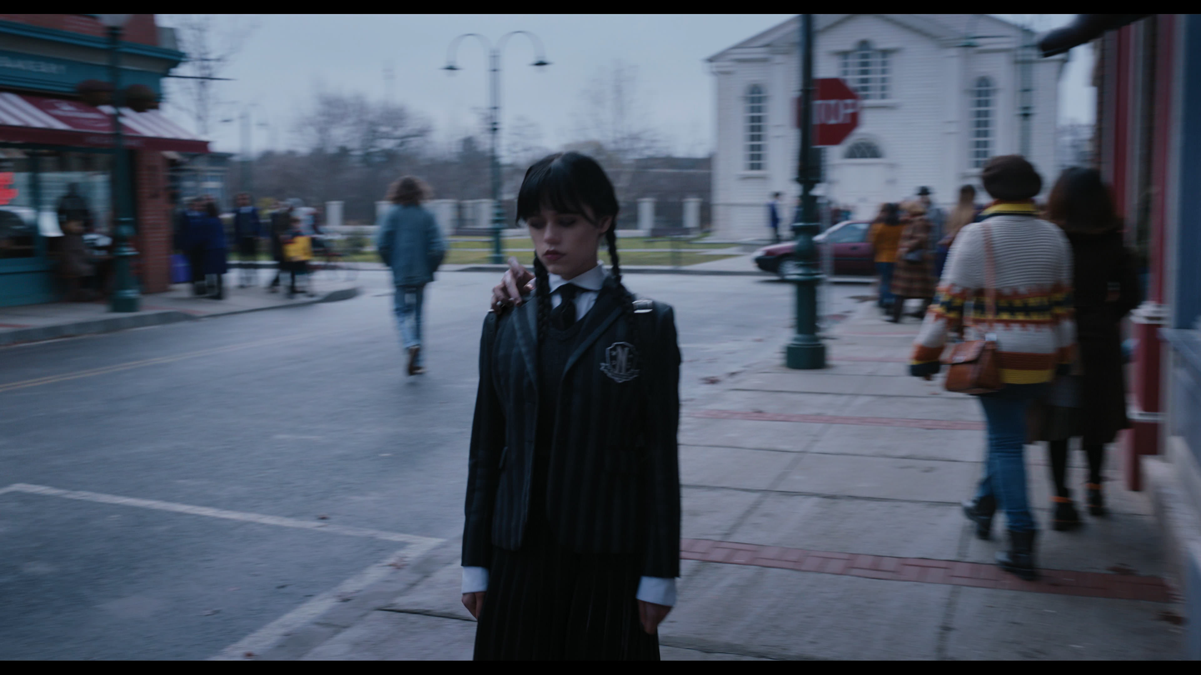 Wednesday S01E04 “Woe What a Night” HD screenshot 1565