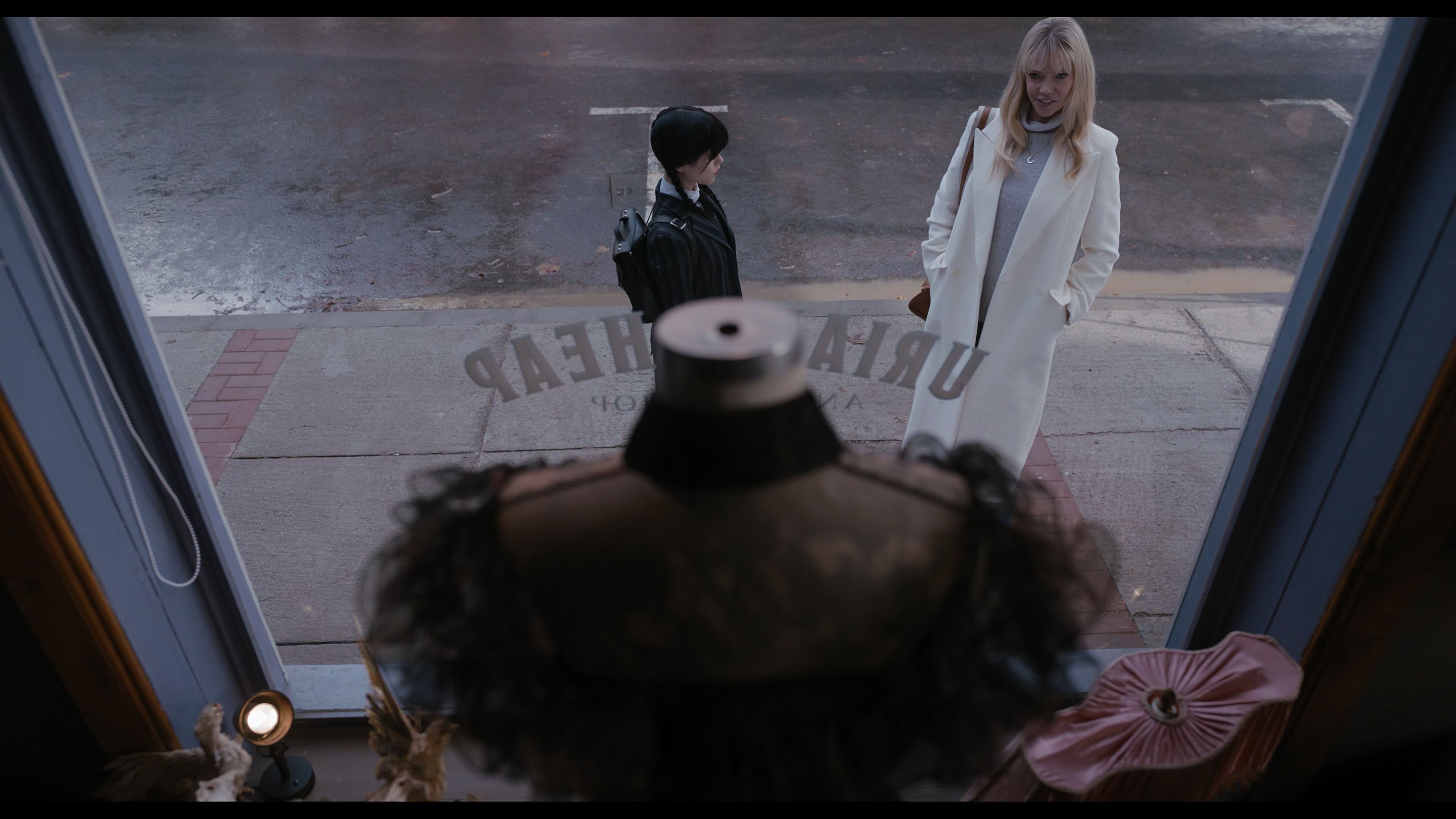Wednesday S01E04 “Woe What a Night” HD screenshot 1601