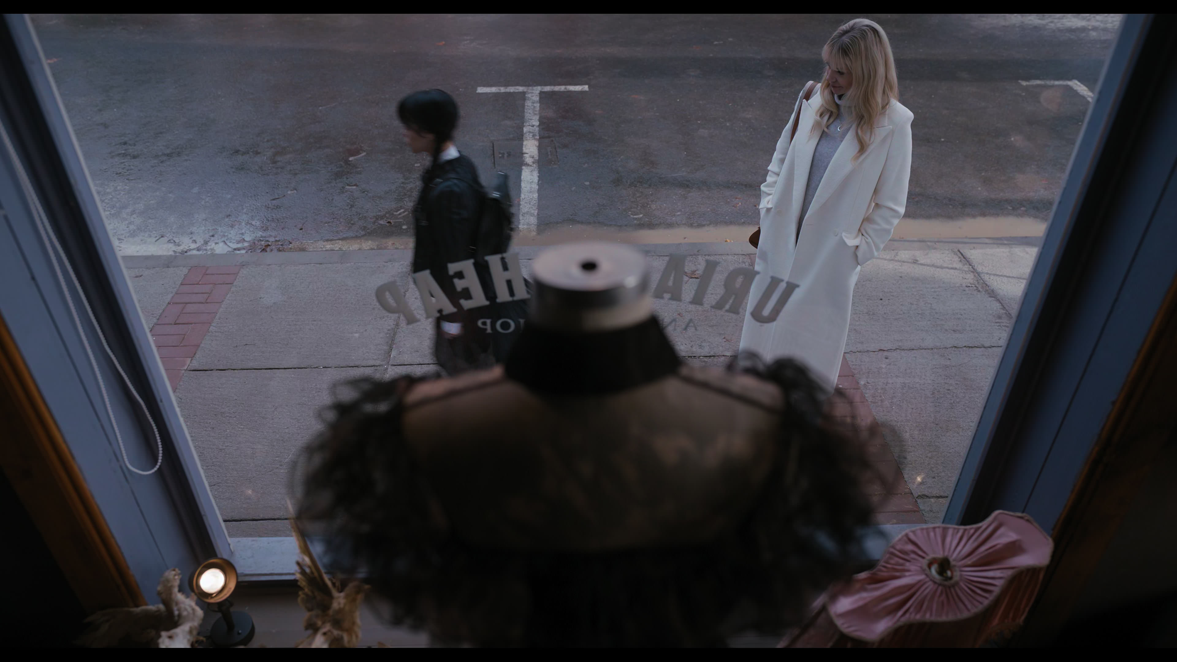 Wednesday S01E04 “Woe What a Night” HD screenshot 1658