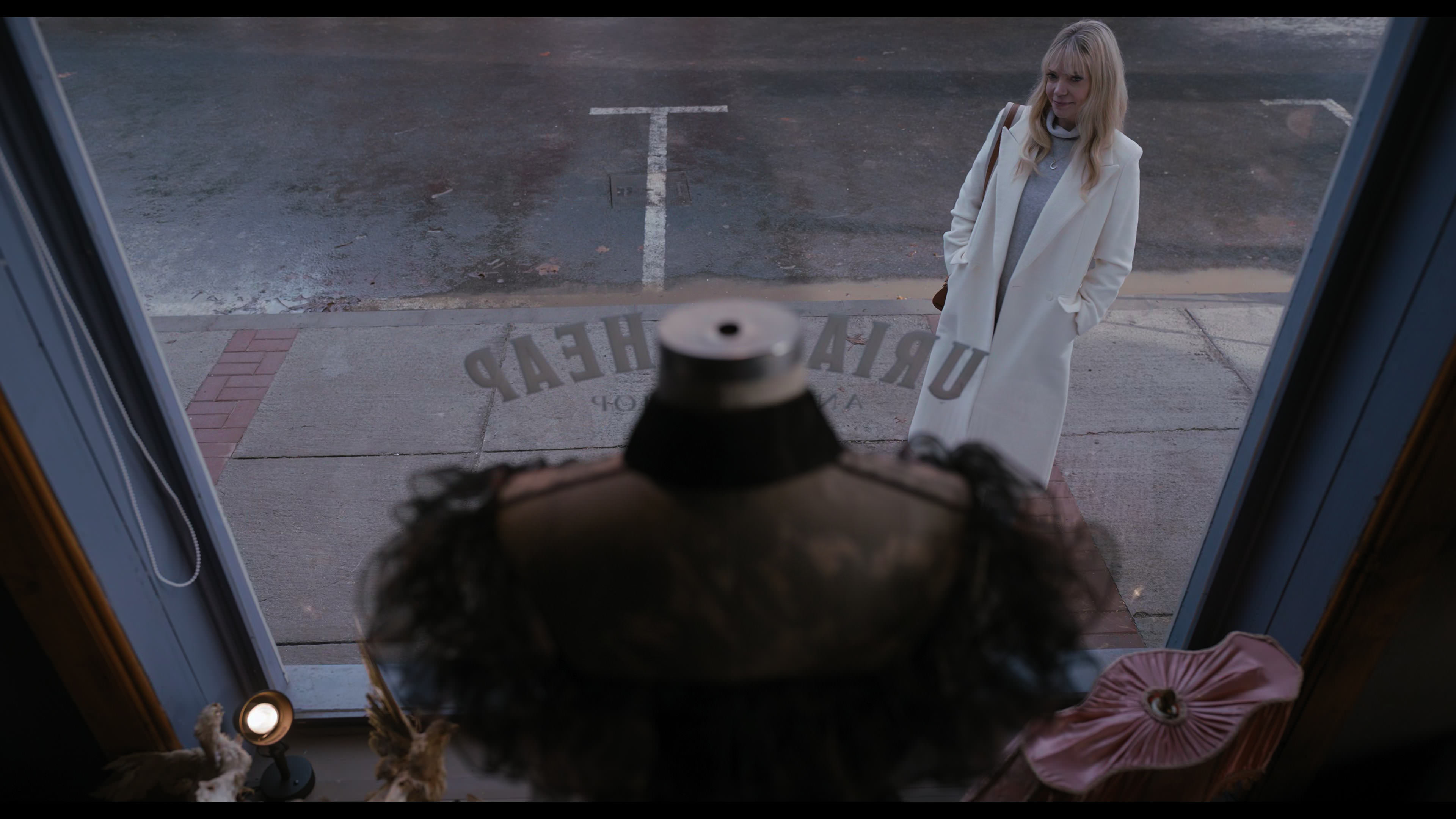 Wednesday S01E04 “Woe What a Night” HD screenshot 1664