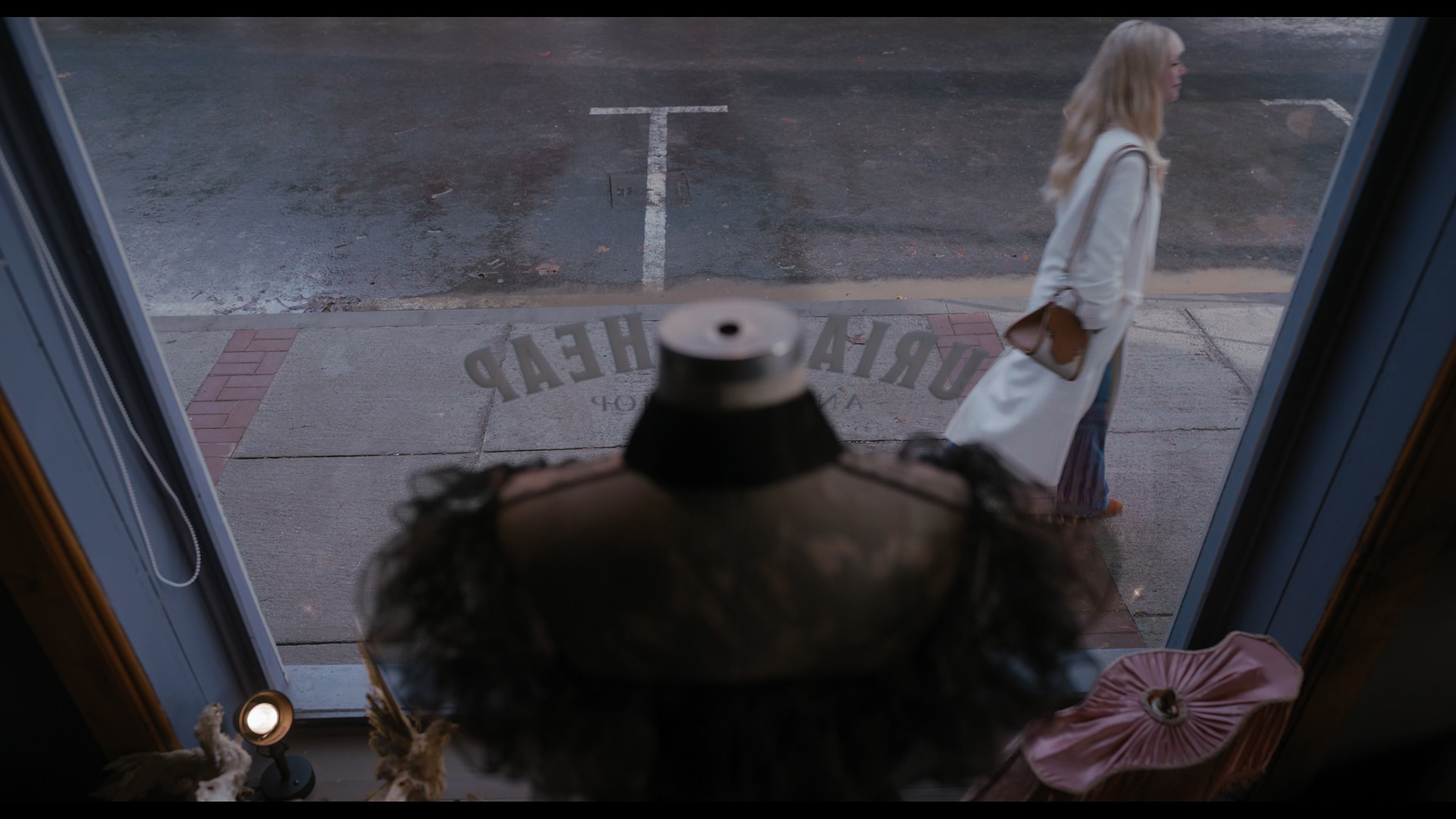 Wednesday S01E04 “Woe What a Night” HD screenshot 1667