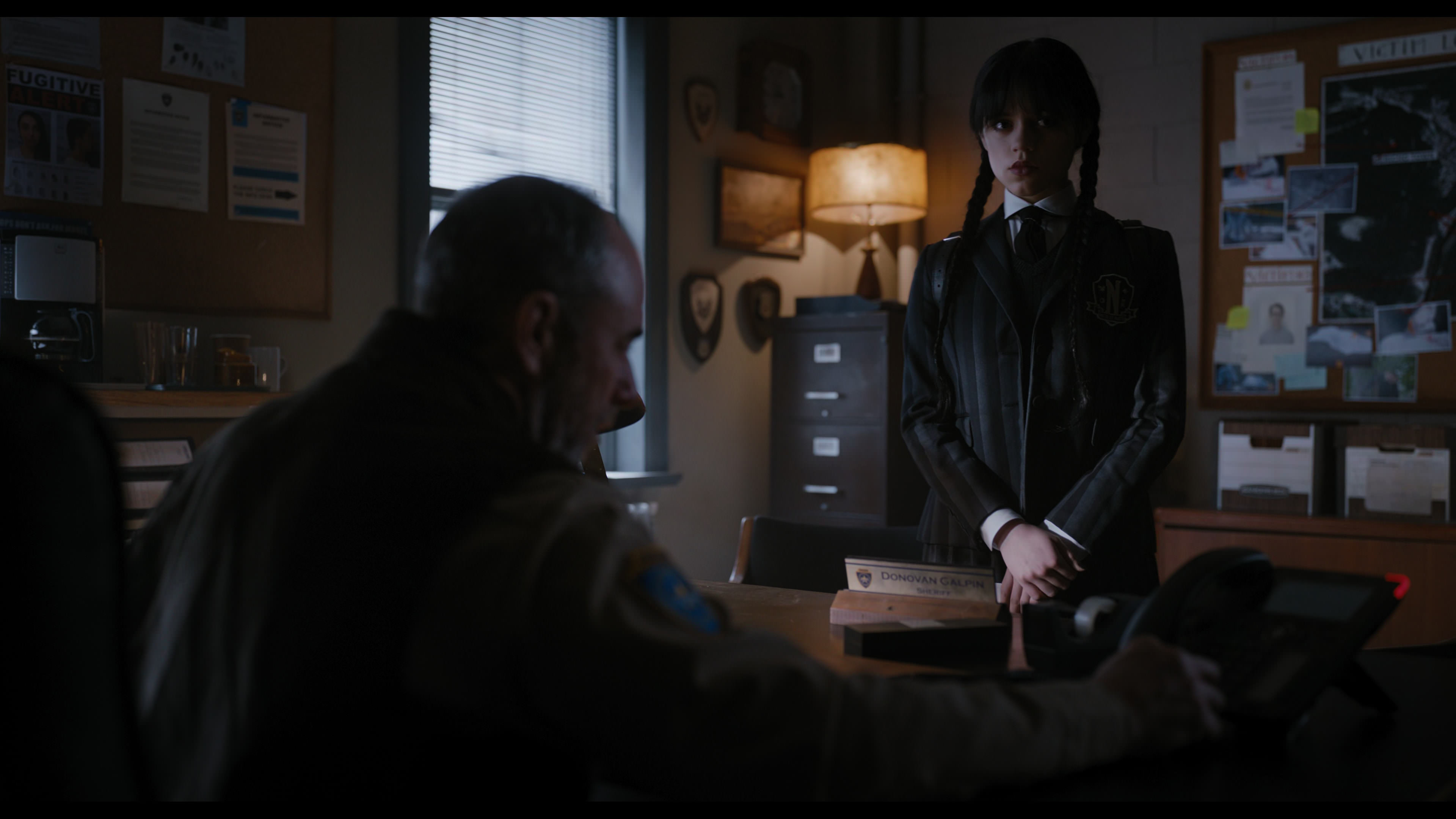 Wednesday S01E04 “Woe What a Night” screencap 1782
