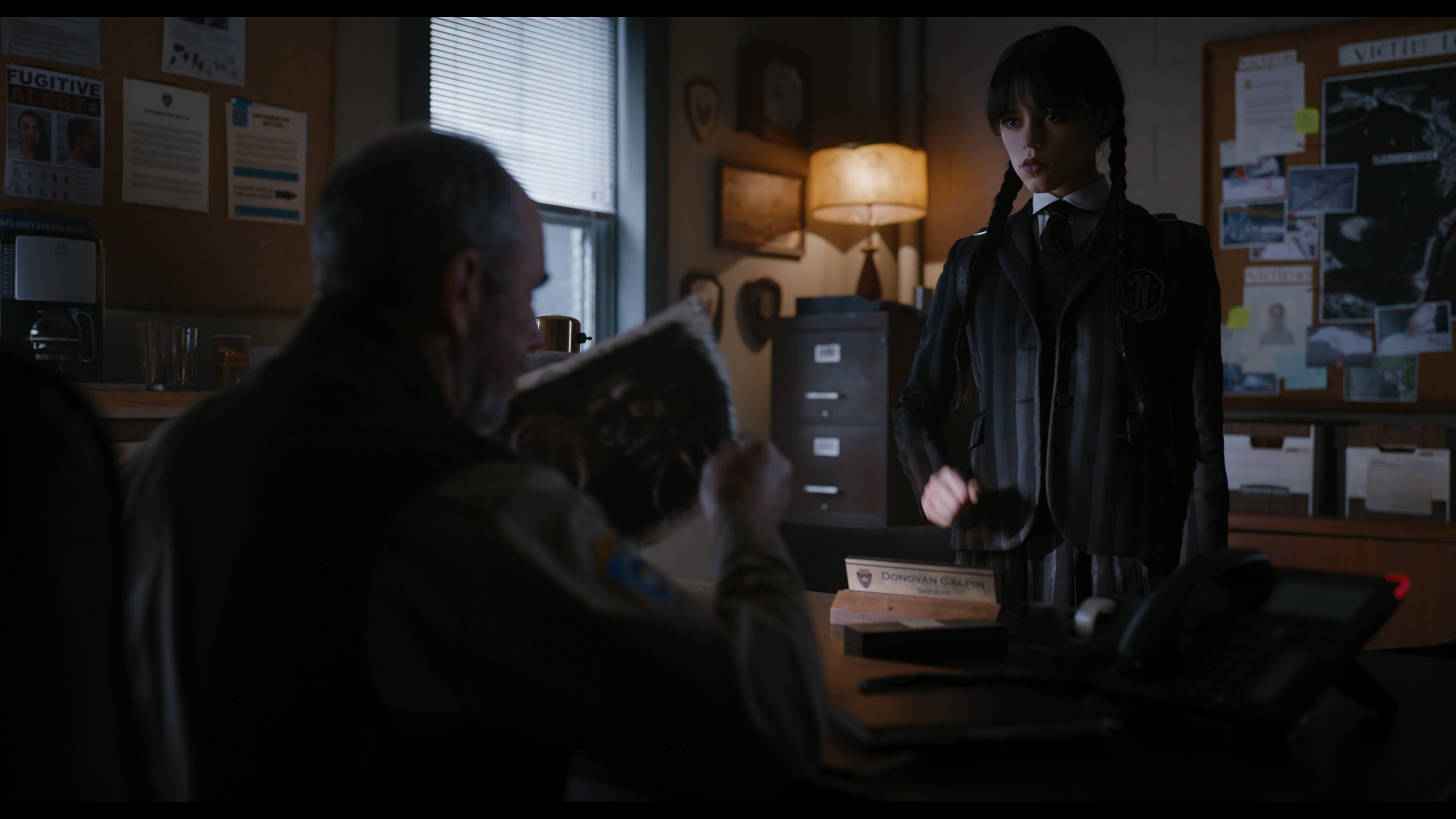 Wednesday S01E04 “Woe What a Night” screencap 1806