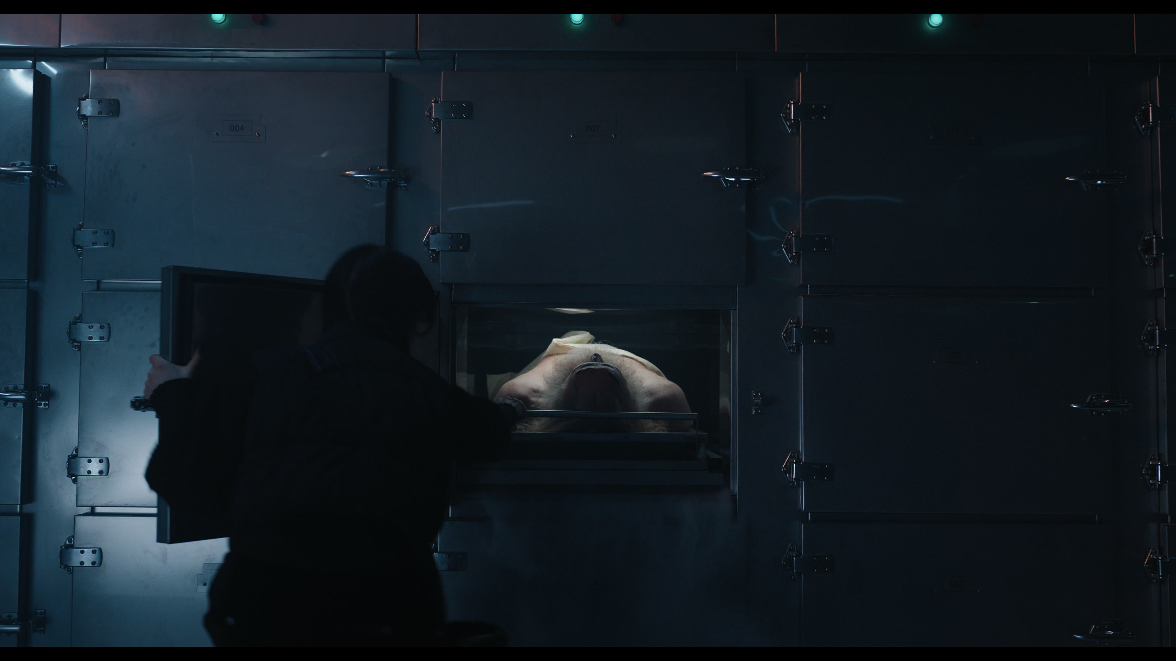 Wednesday S01E04 “Woe What a Night” HD screenshot 182