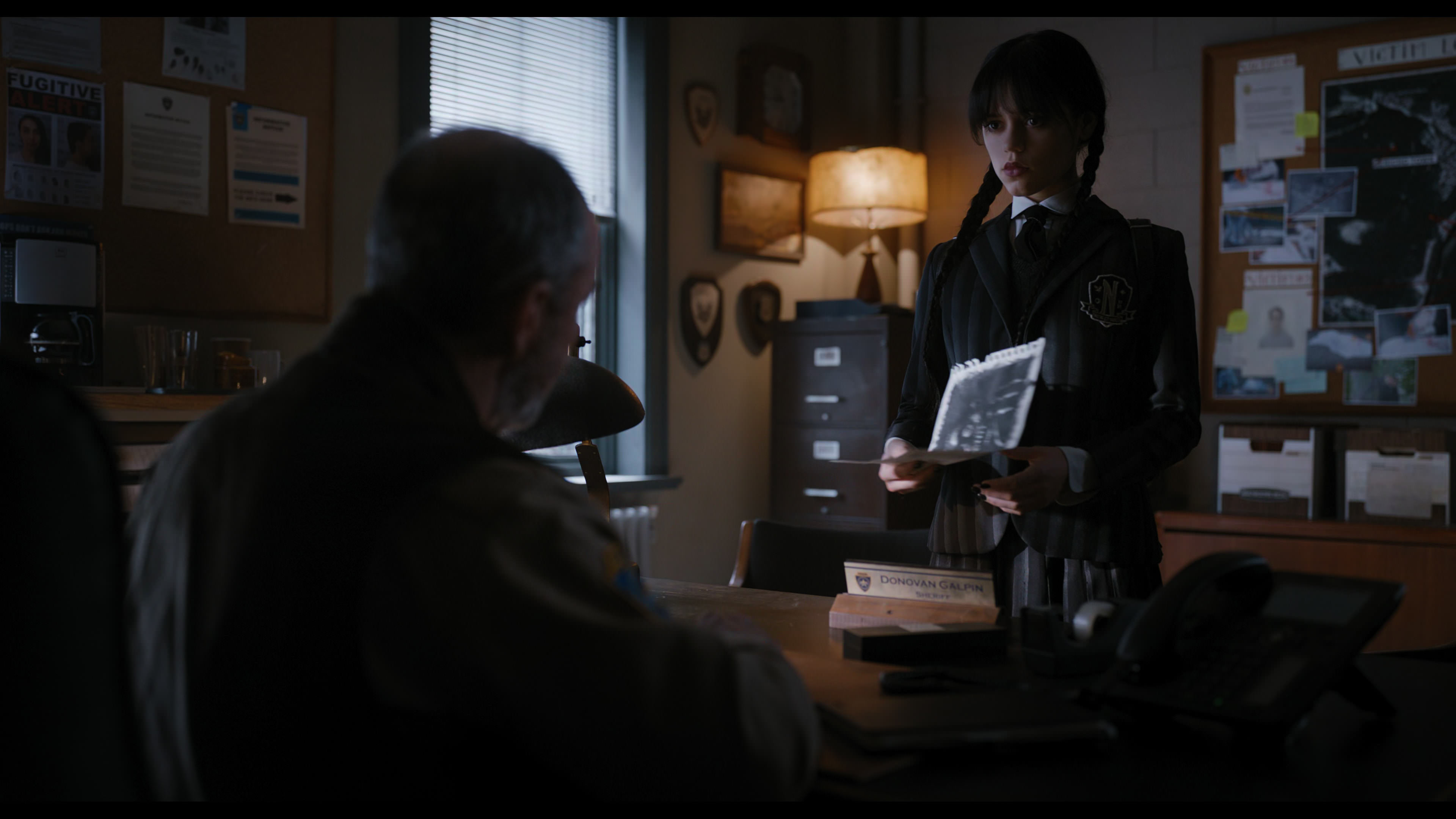 Wednesday S01E04 “Woe What a Night” screencap 1836