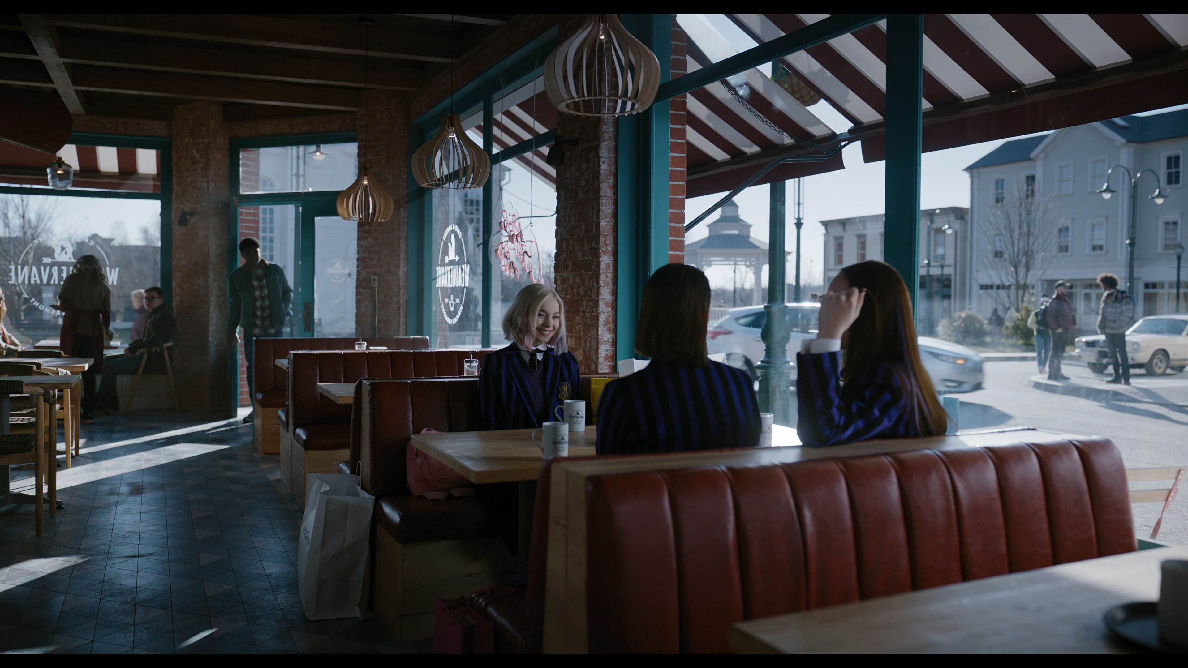 Wednesday S01E04 “Woe What a Night” movie still 1855