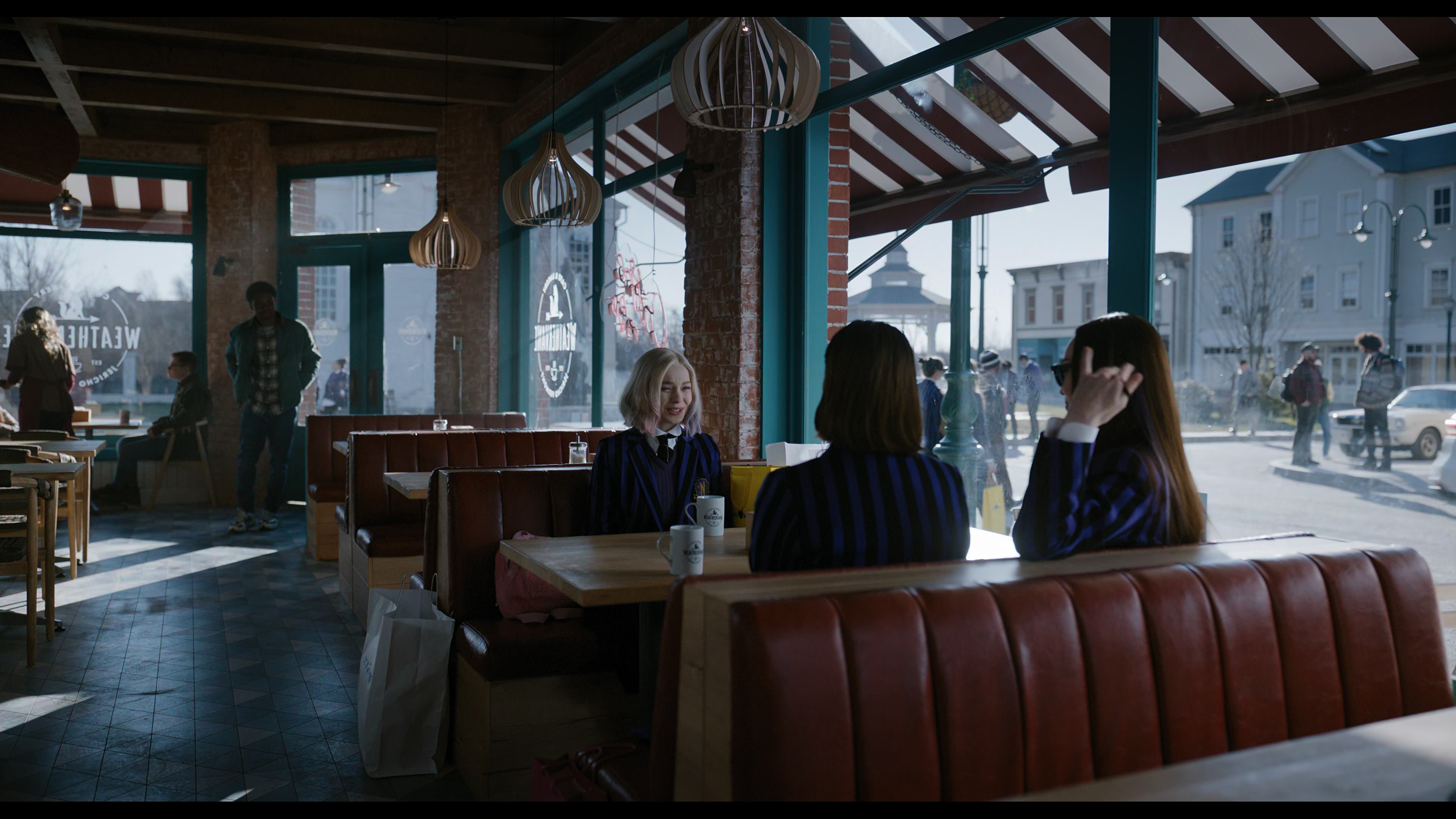 Wednesday S01E04 “Woe What a Night” HD screenshot 1859