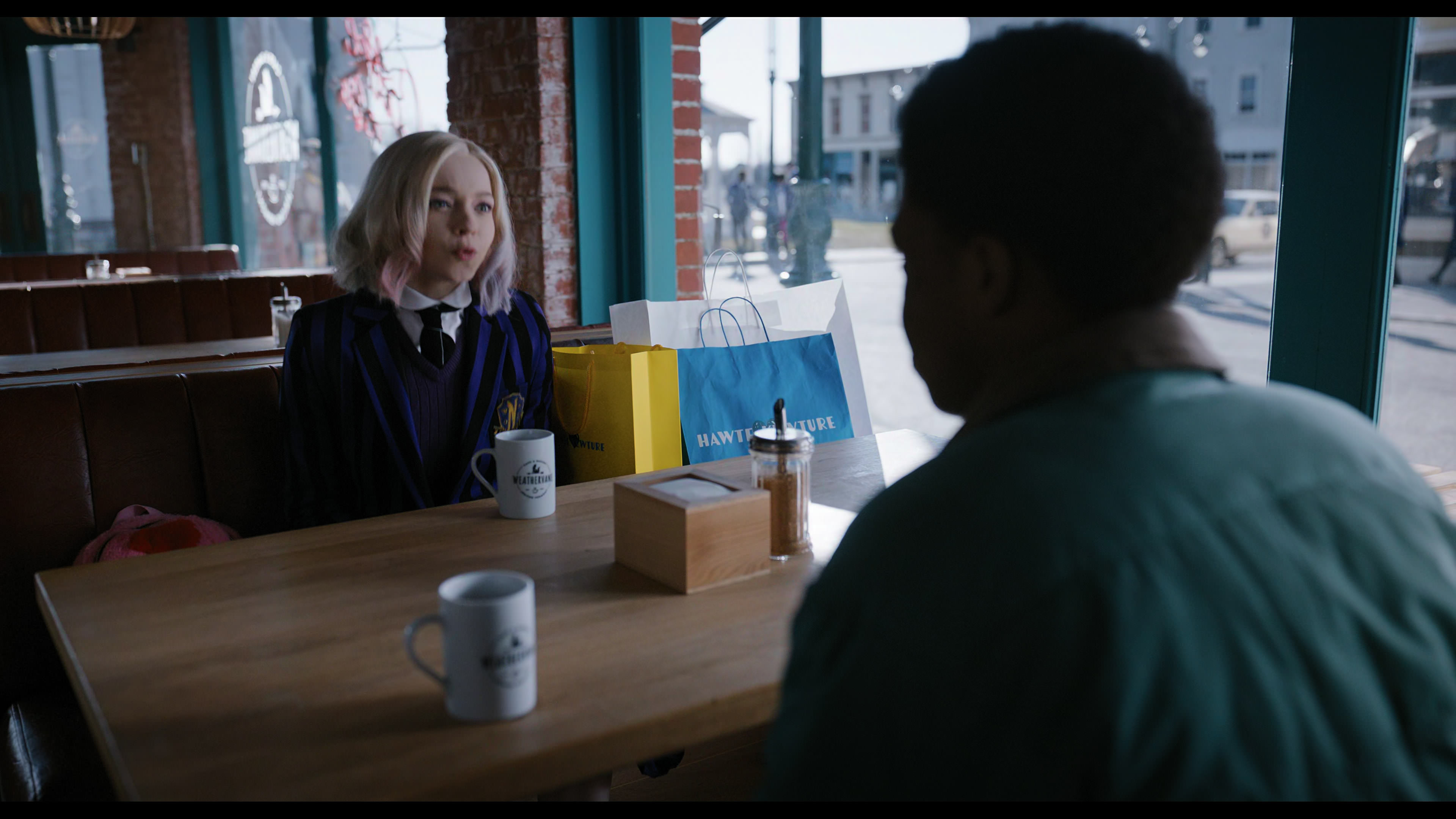 Wednesday S01E04 “Woe What a Night” screencap 1920