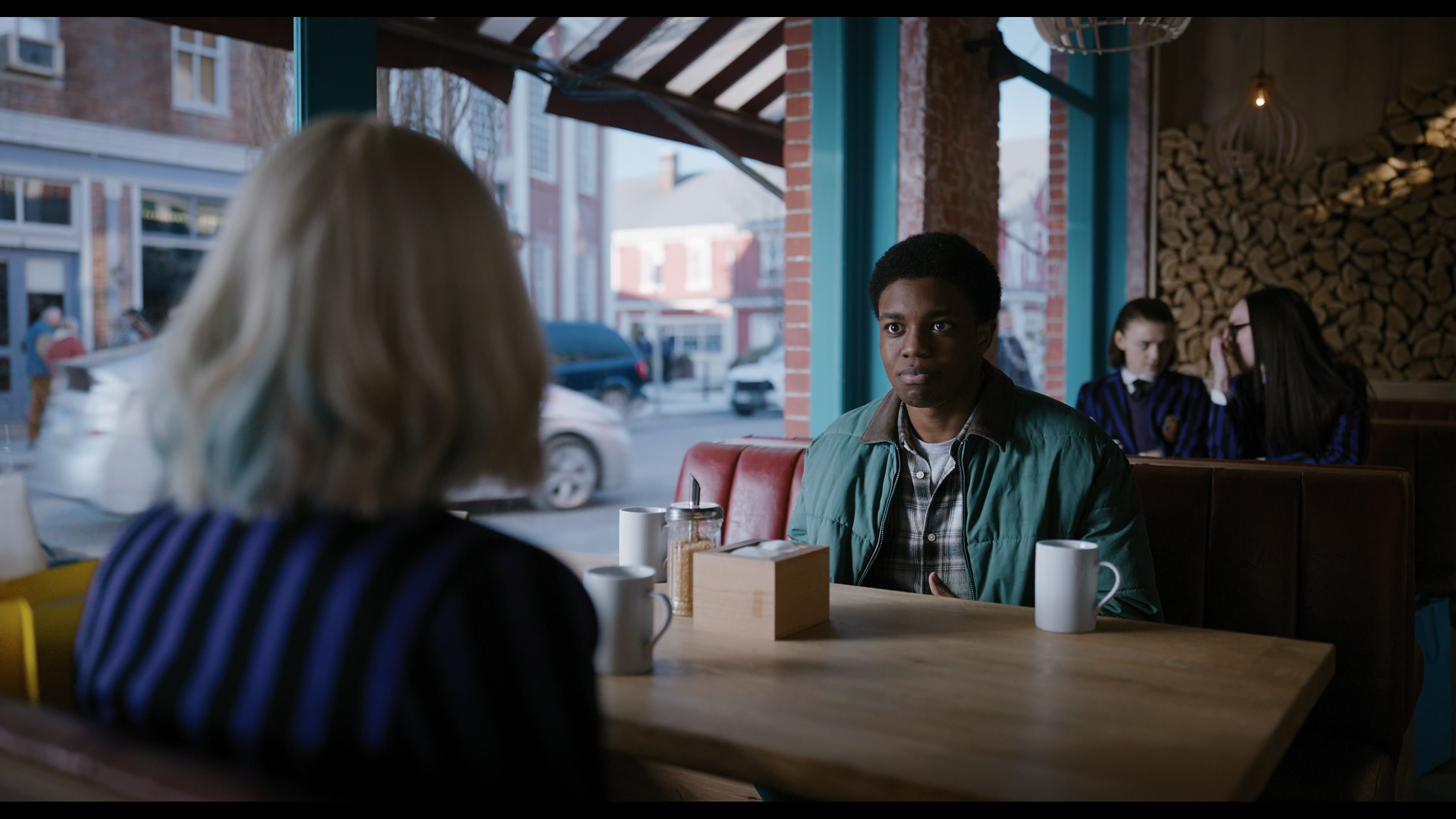 Wednesday S01E04 “Woe What a Night” screencap 1923