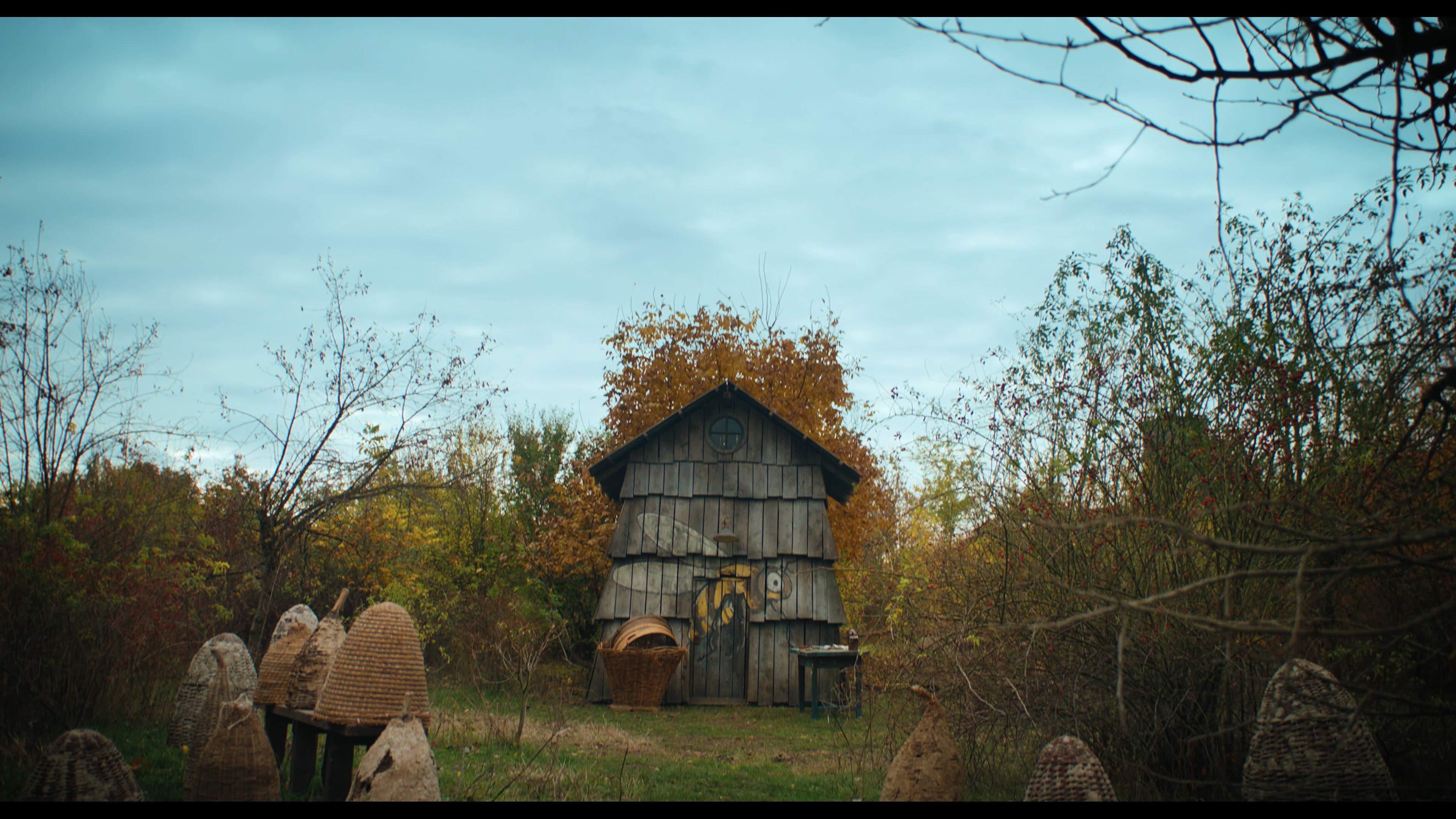 Wednesday S01E04 “Woe What a Night” movie still 2248