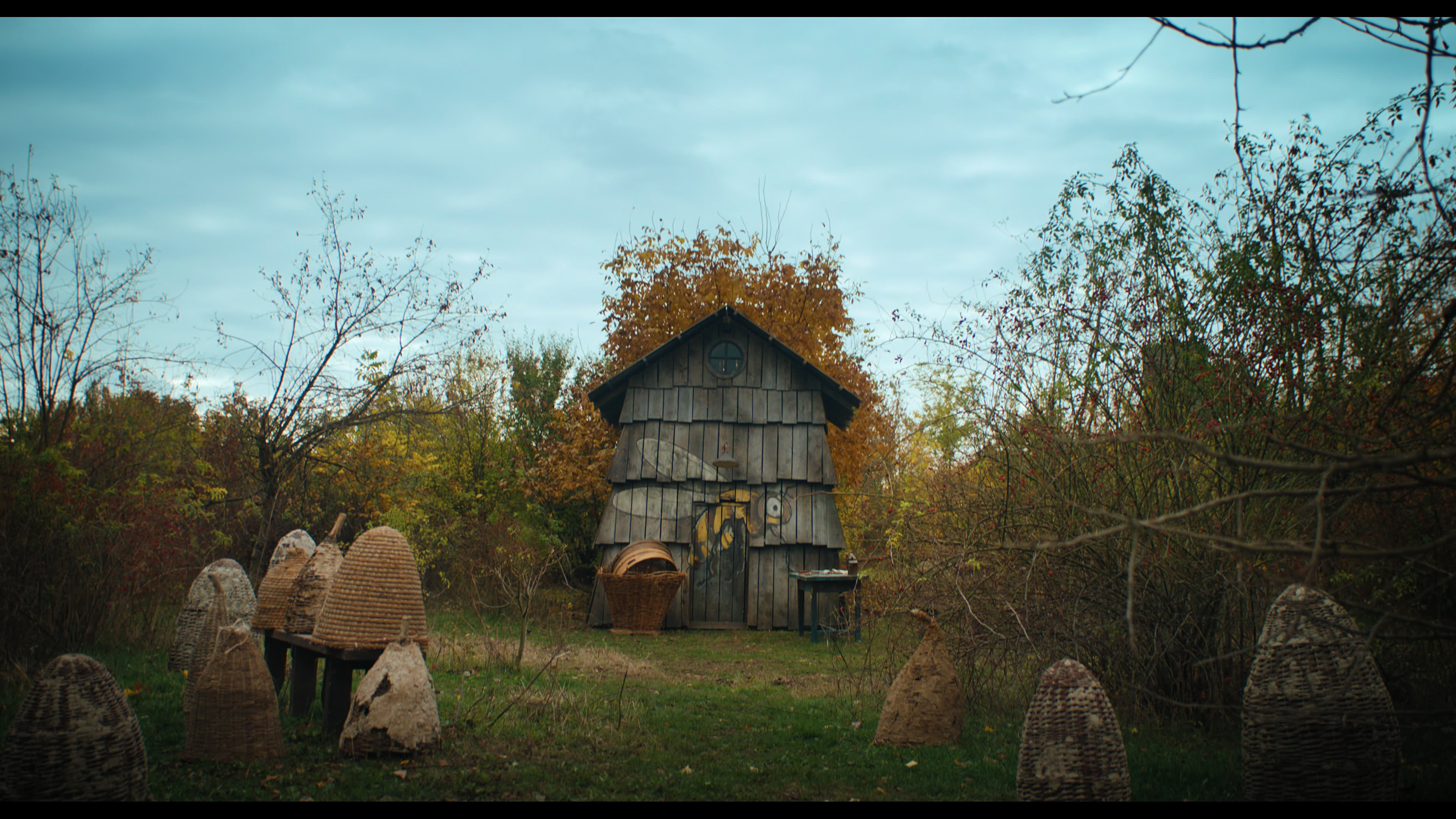 Wednesday S01E04 “Woe What a Night” screencap 2250