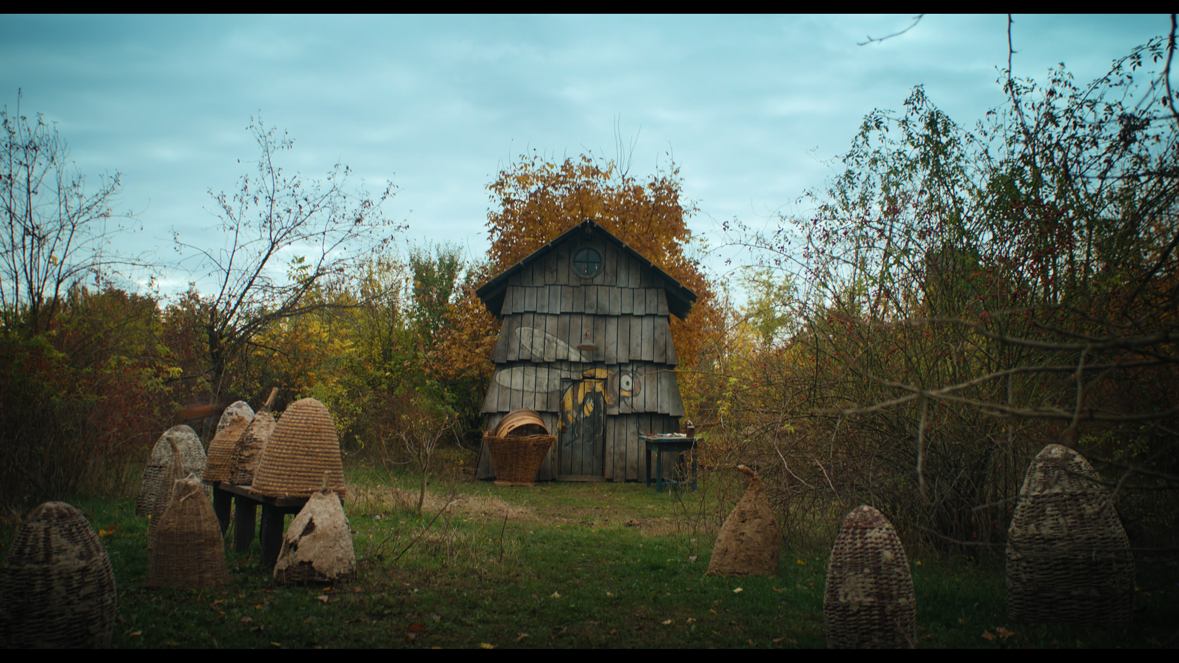 Wednesday S01E04 “Woe What a Night” movie still 2251