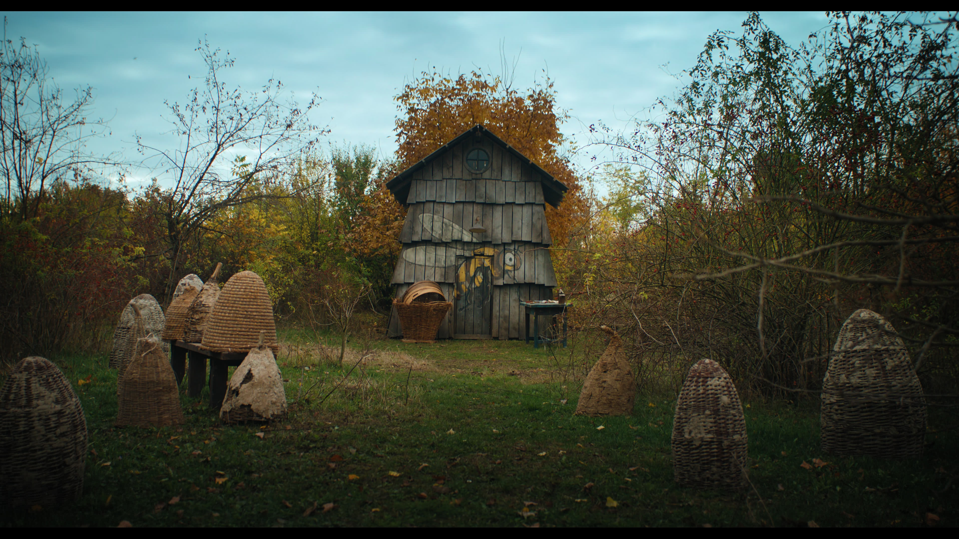 Wednesday S01E04 “Woe What a Night” movie still 2254