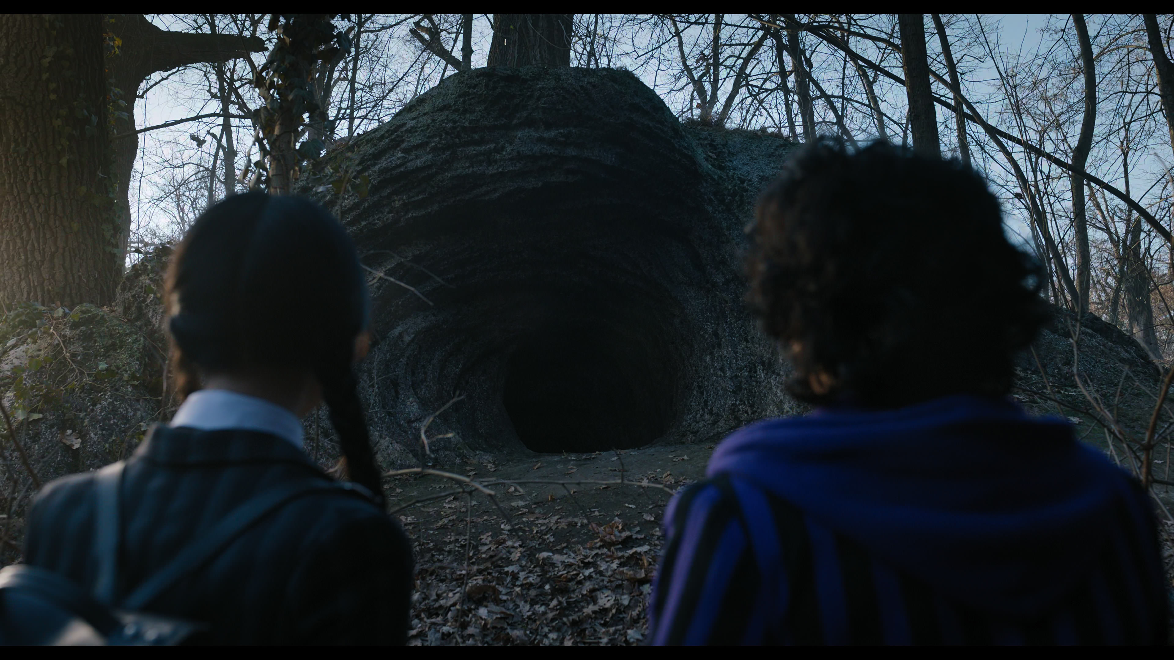 Wednesday S01E04 “Woe What a Night” movie still 2503