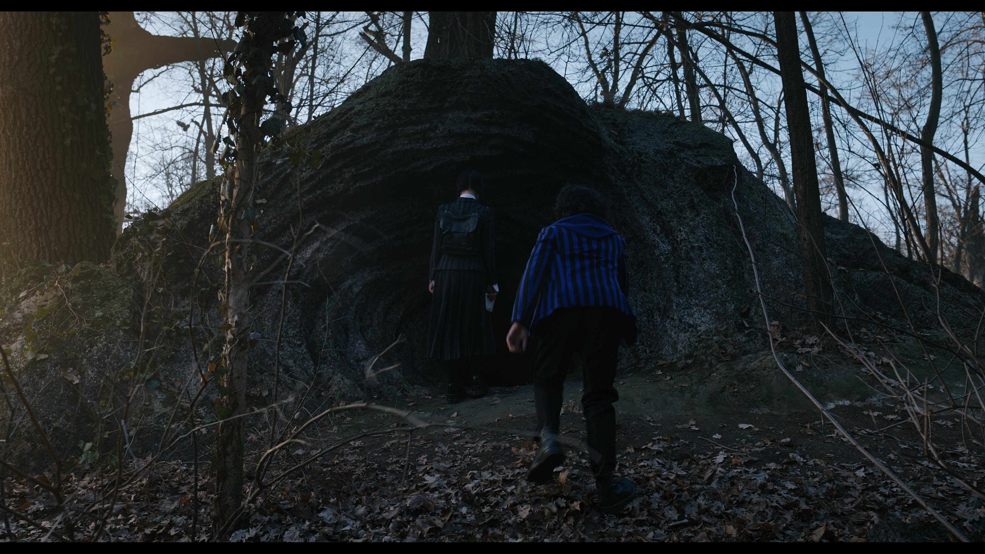 Wednesday S01E04 “Woe What a Night” HD screenshot 2543