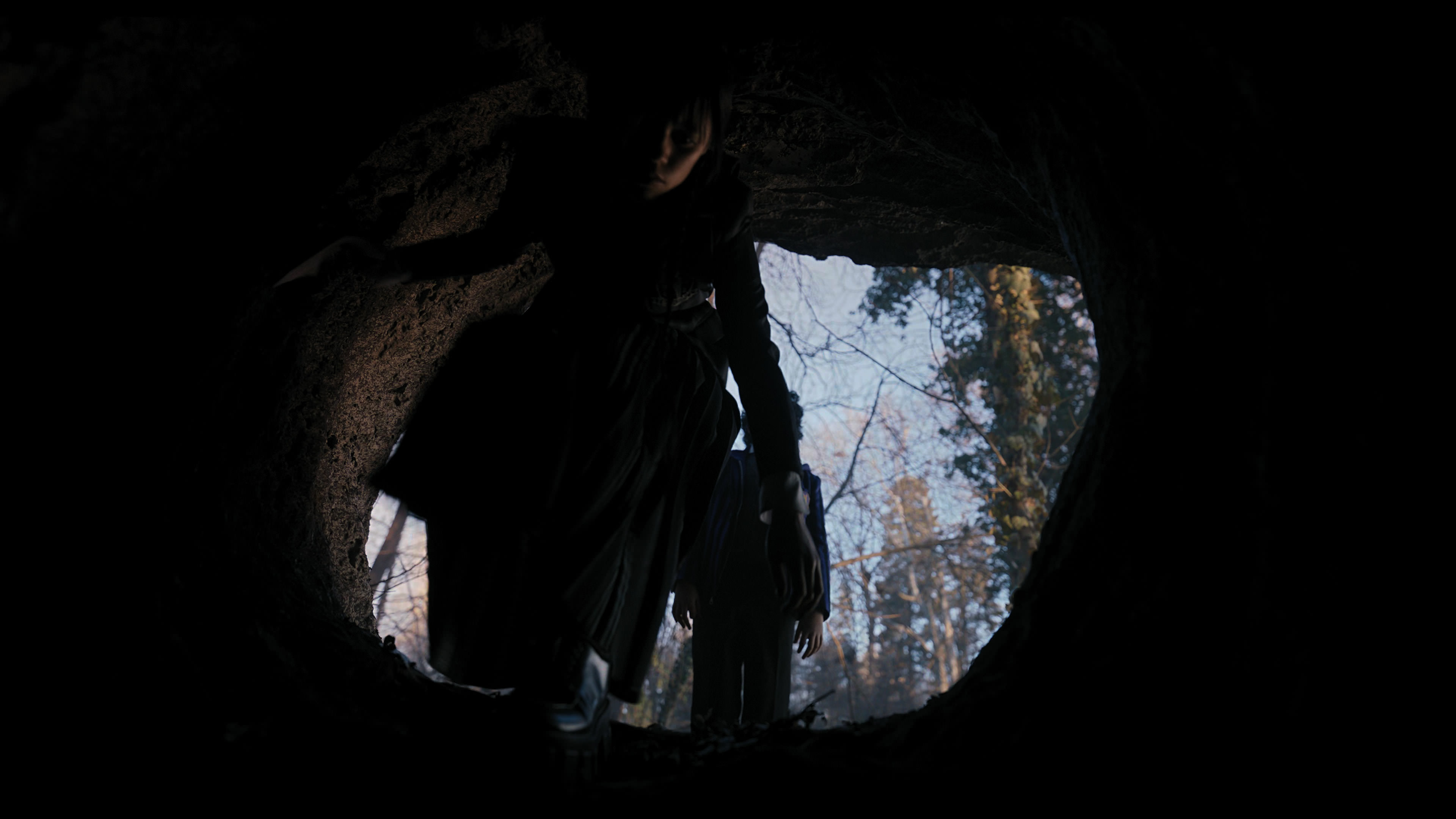 Wednesday S01E04 “Woe What a Night” movie still 2581