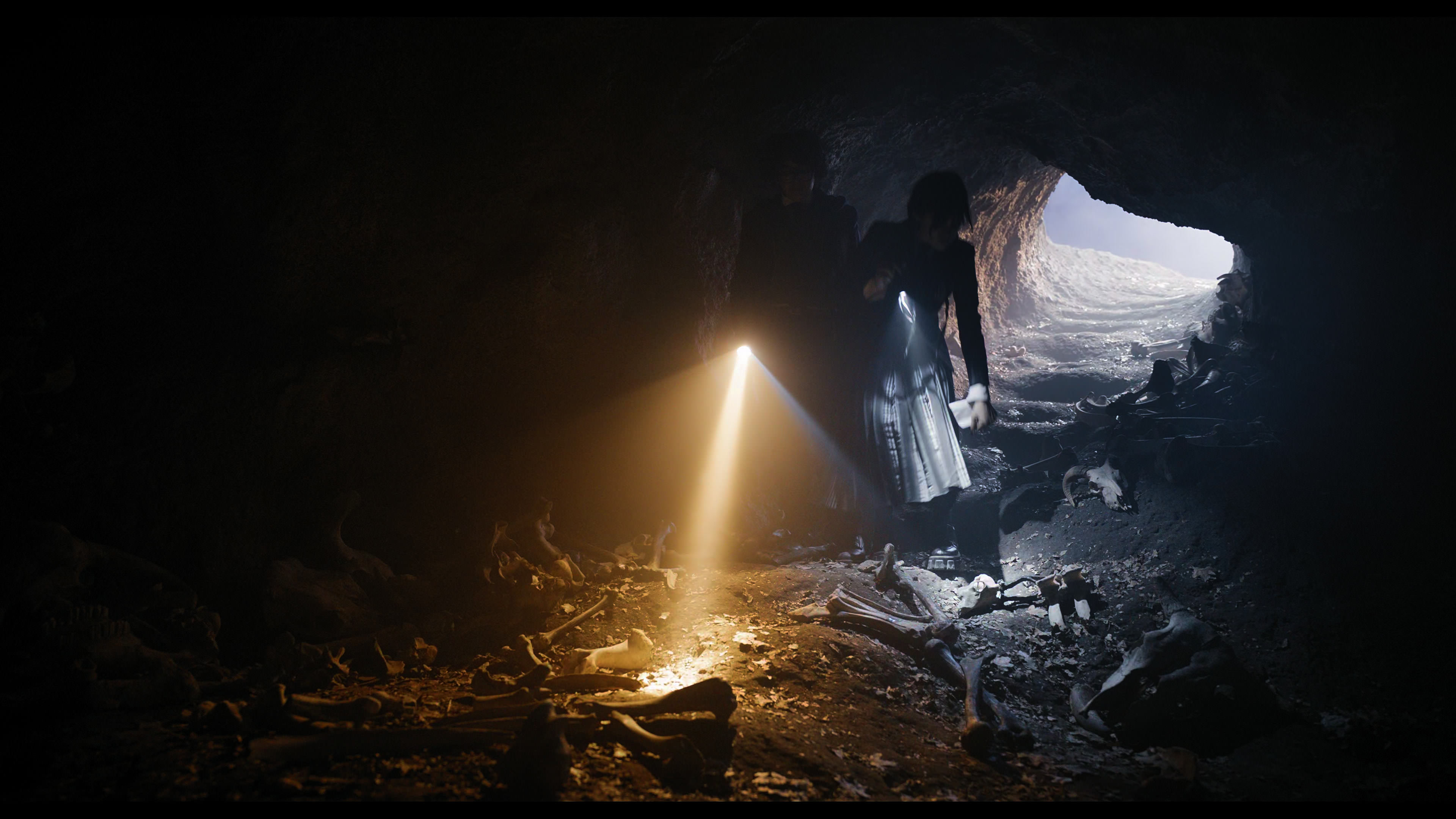 Wednesday S01E04 “Woe What a Night” movie still 2626