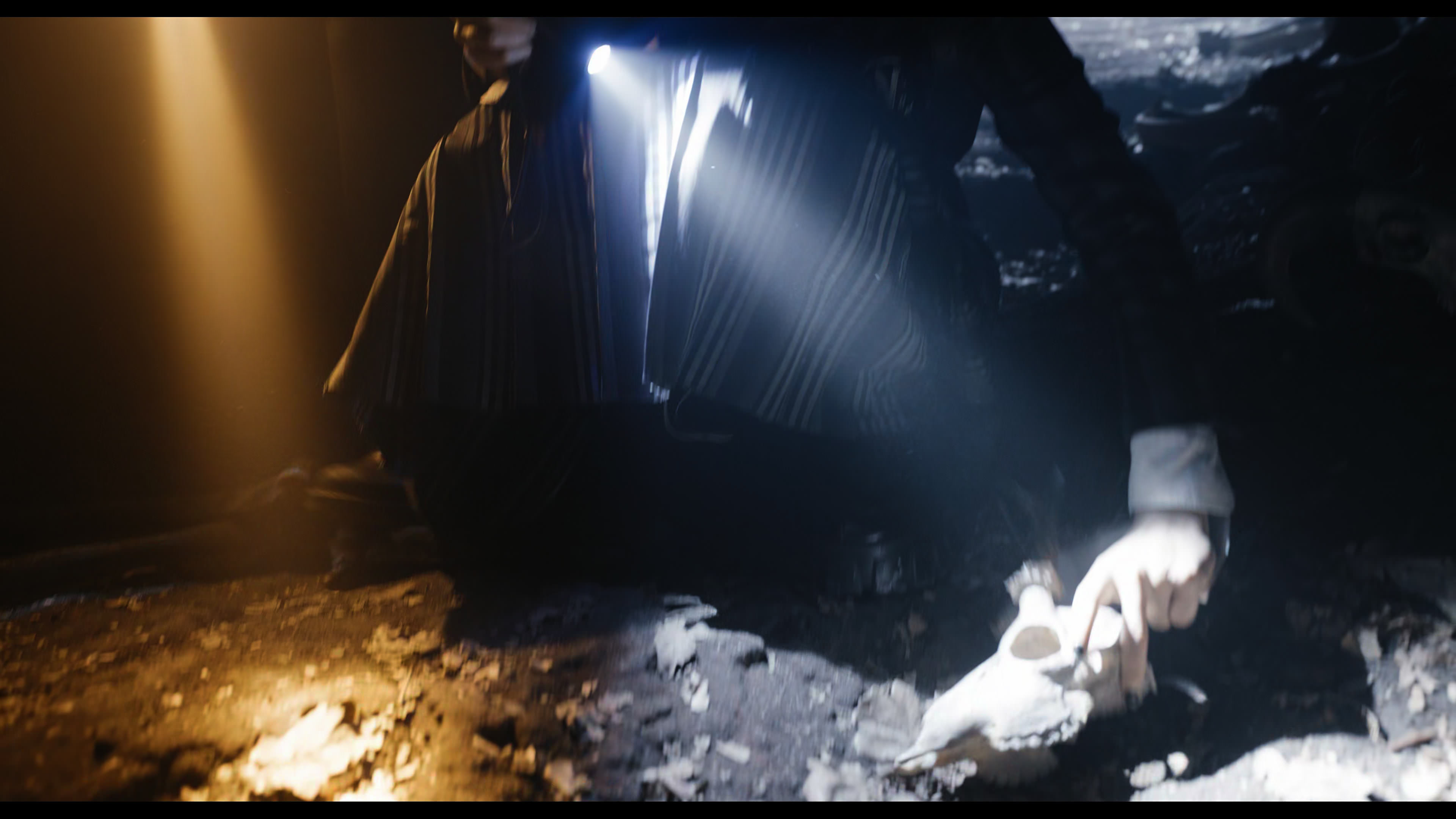 Wednesday S01E04 “Woe What a Night” screencap 2628