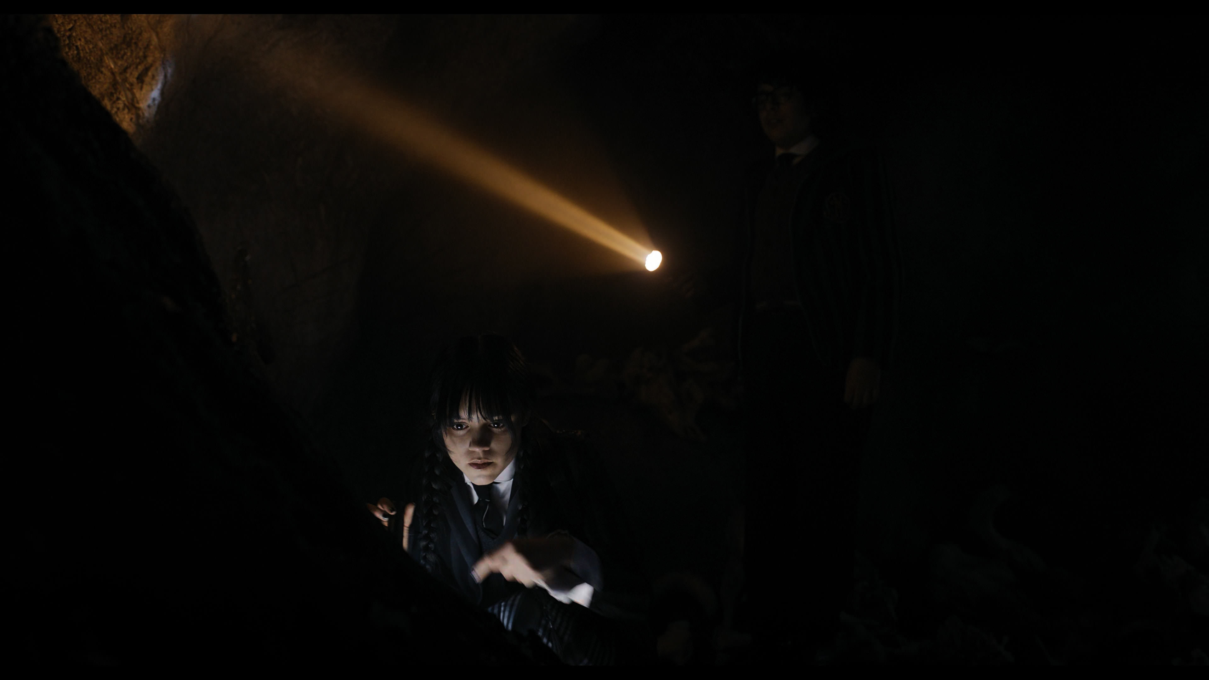 Wednesday S01E04 “Woe What a Night” HD screenshot 2684