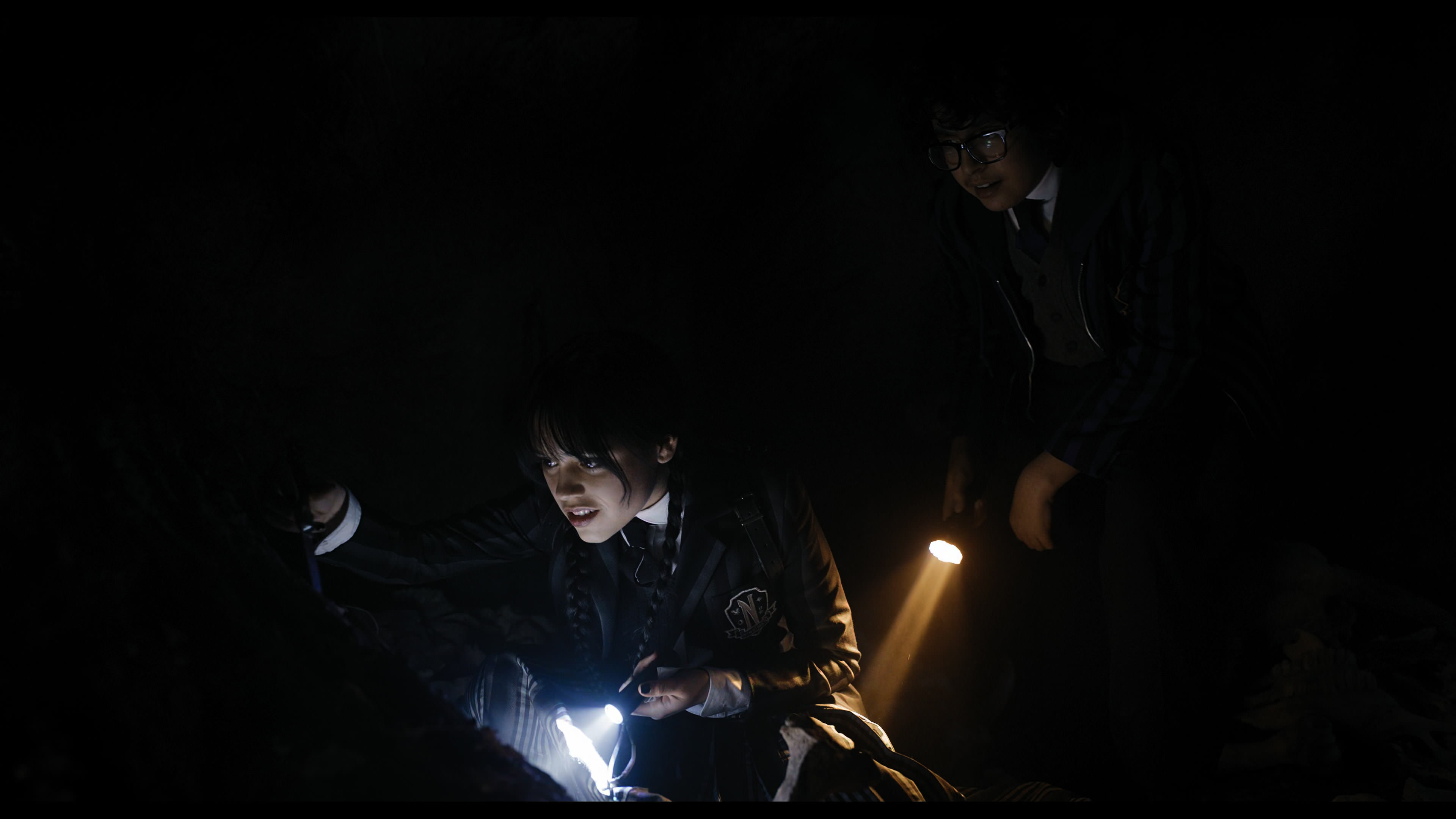 Wednesday S01E04 “Woe What a Night” HD screenshot 2696