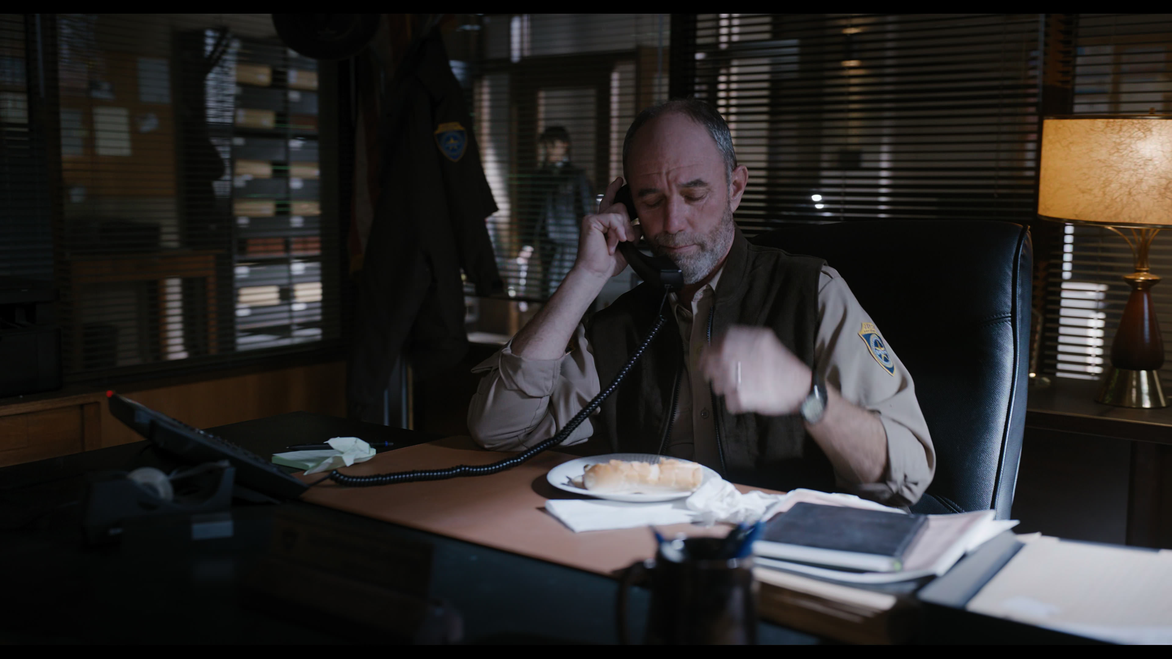 Wednesday S01E04 “Woe What a Night” screencap 3090