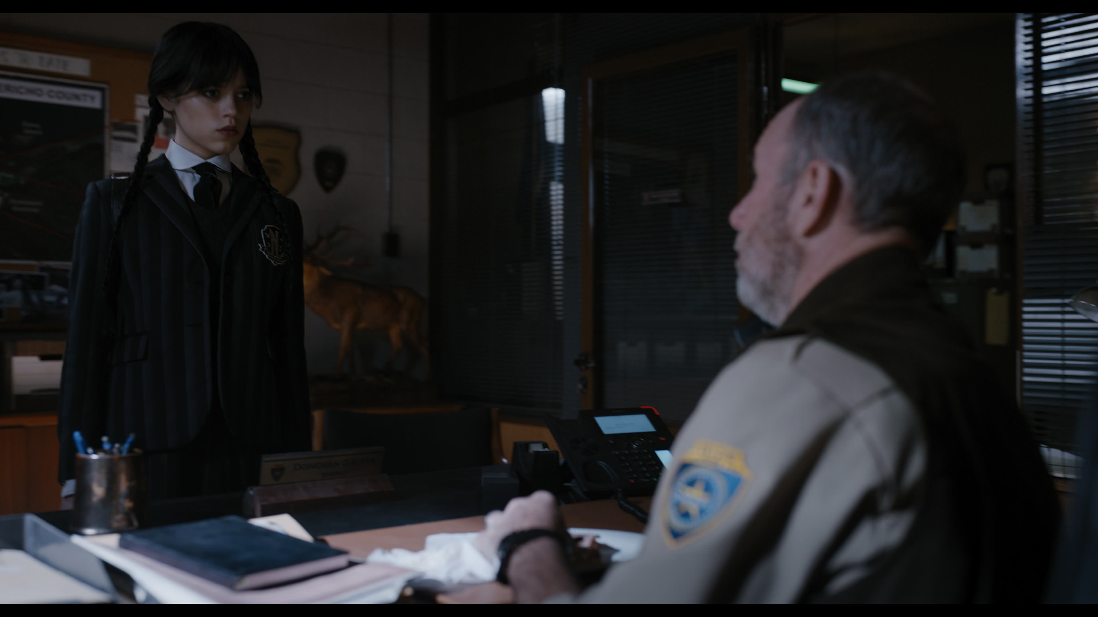Wednesday S01E04 “Woe What a Night” screencap 3105