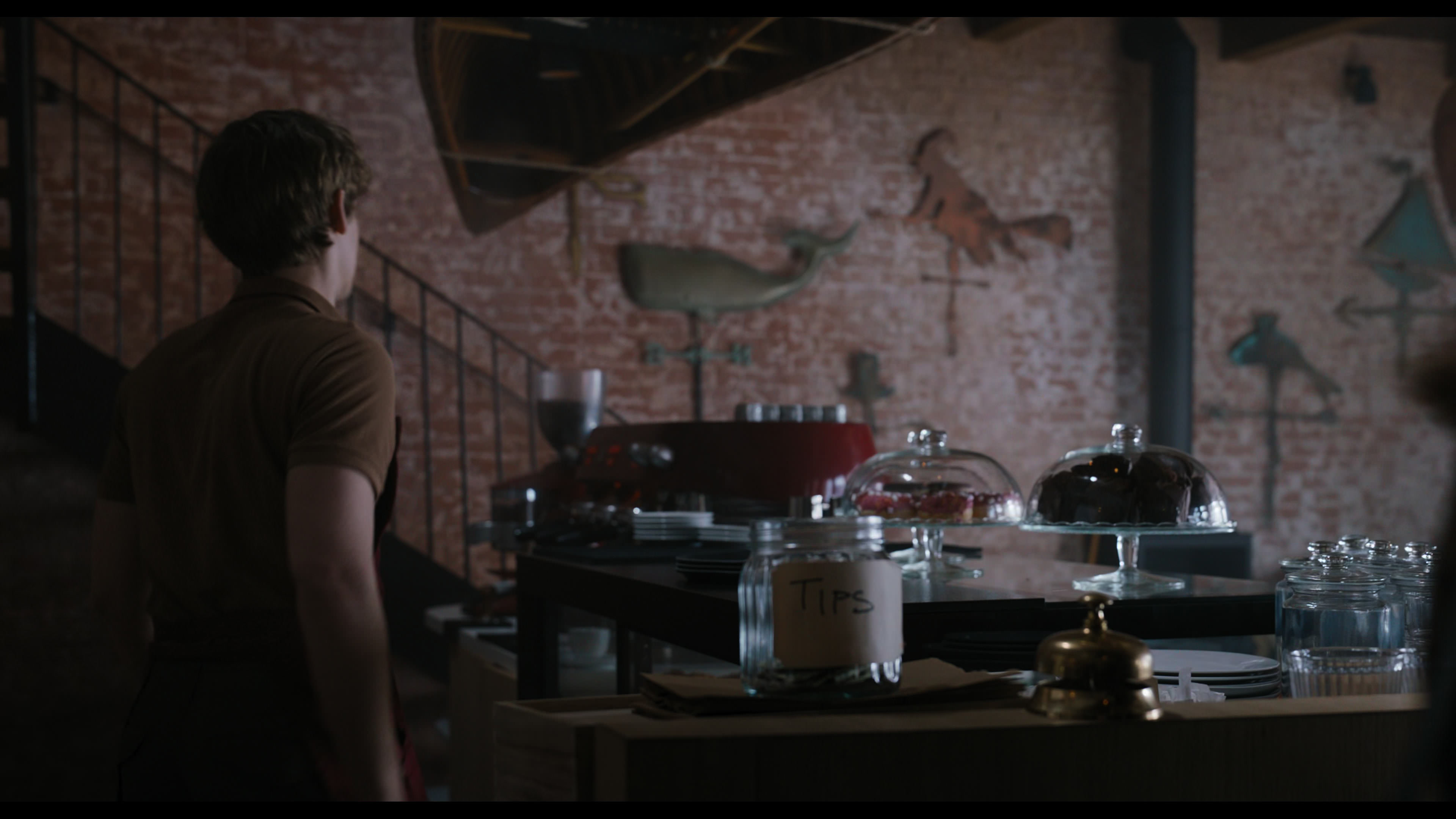 Wednesday S01E04 “Woe What a Night” HD screenshot 3359