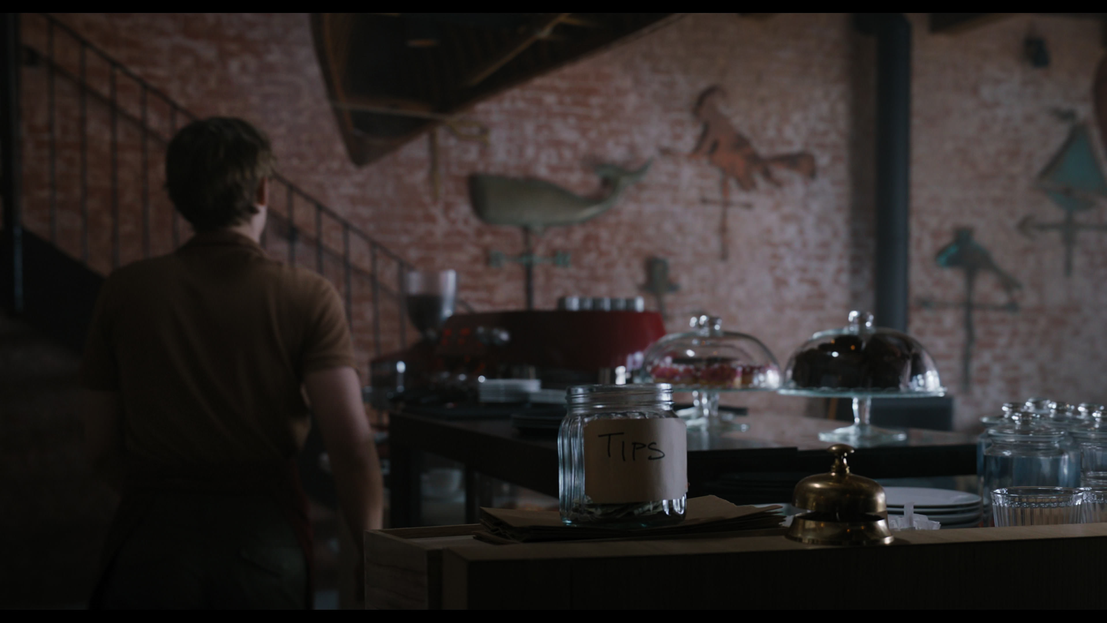 Wednesday S01E04 “Woe What a Night” screencap 3360