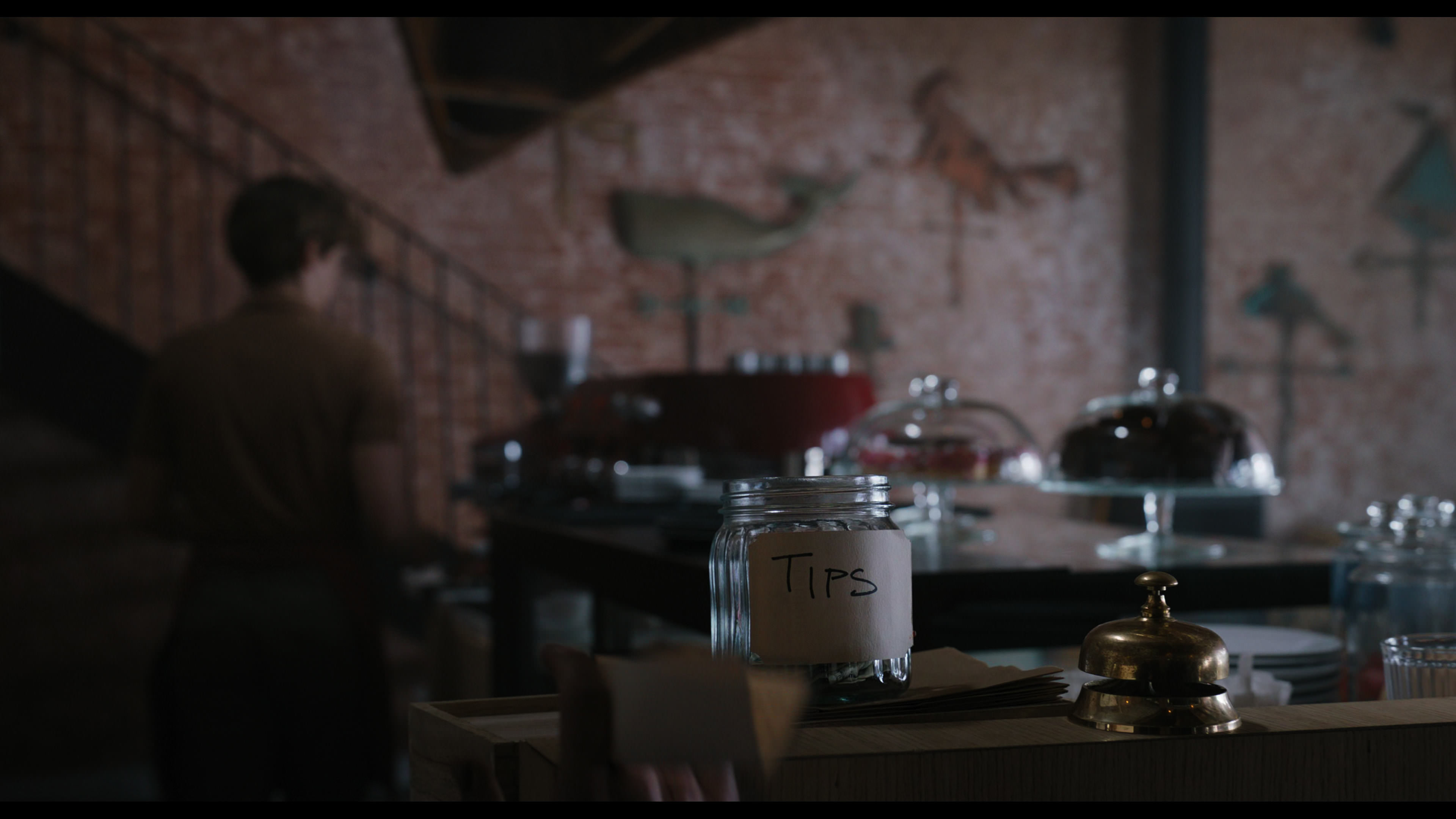Wednesday S01E04 “Woe What a Night” screencap 3363