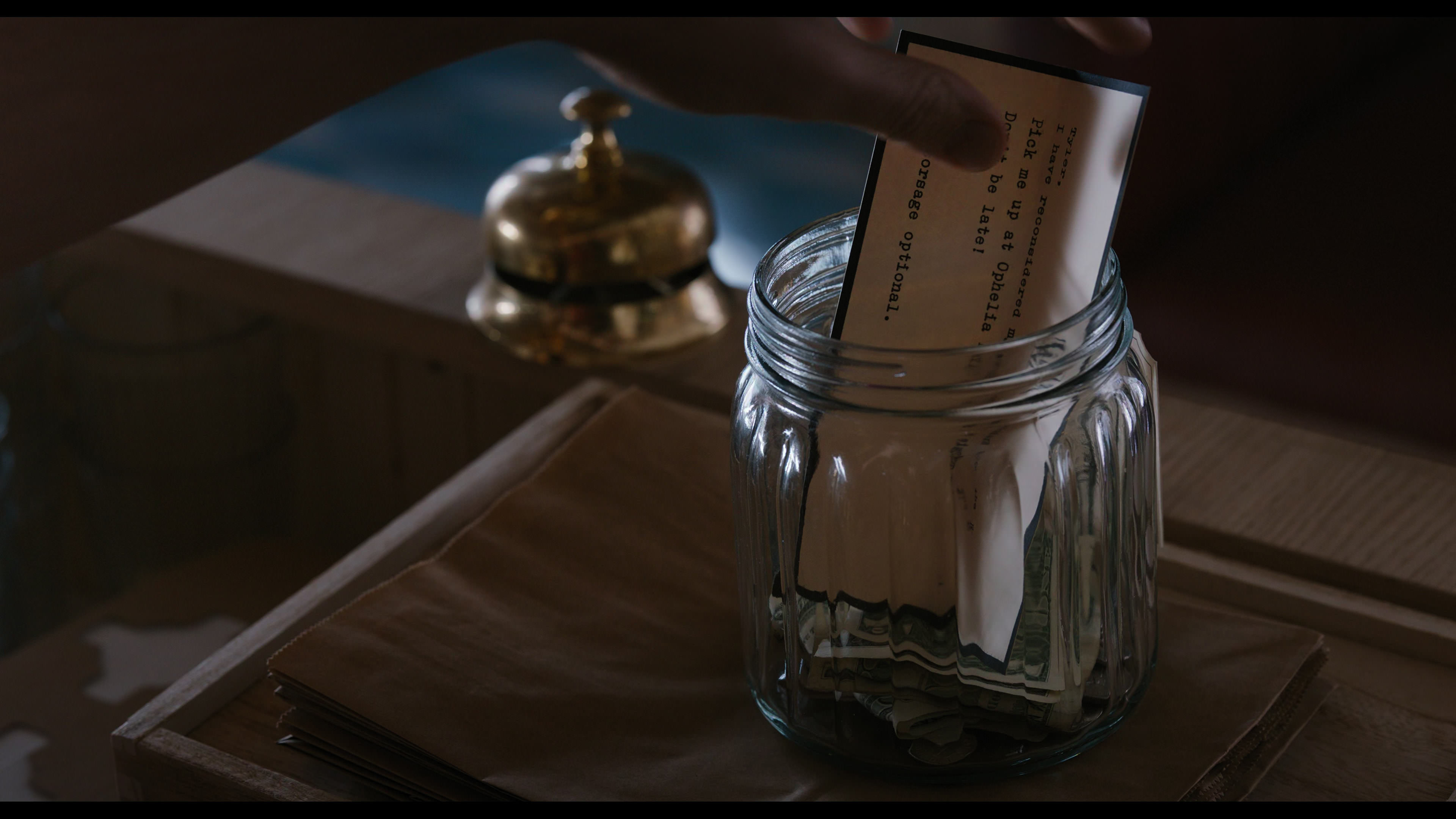 Wednesday S01E04 “Woe What a Night” screencap 3390