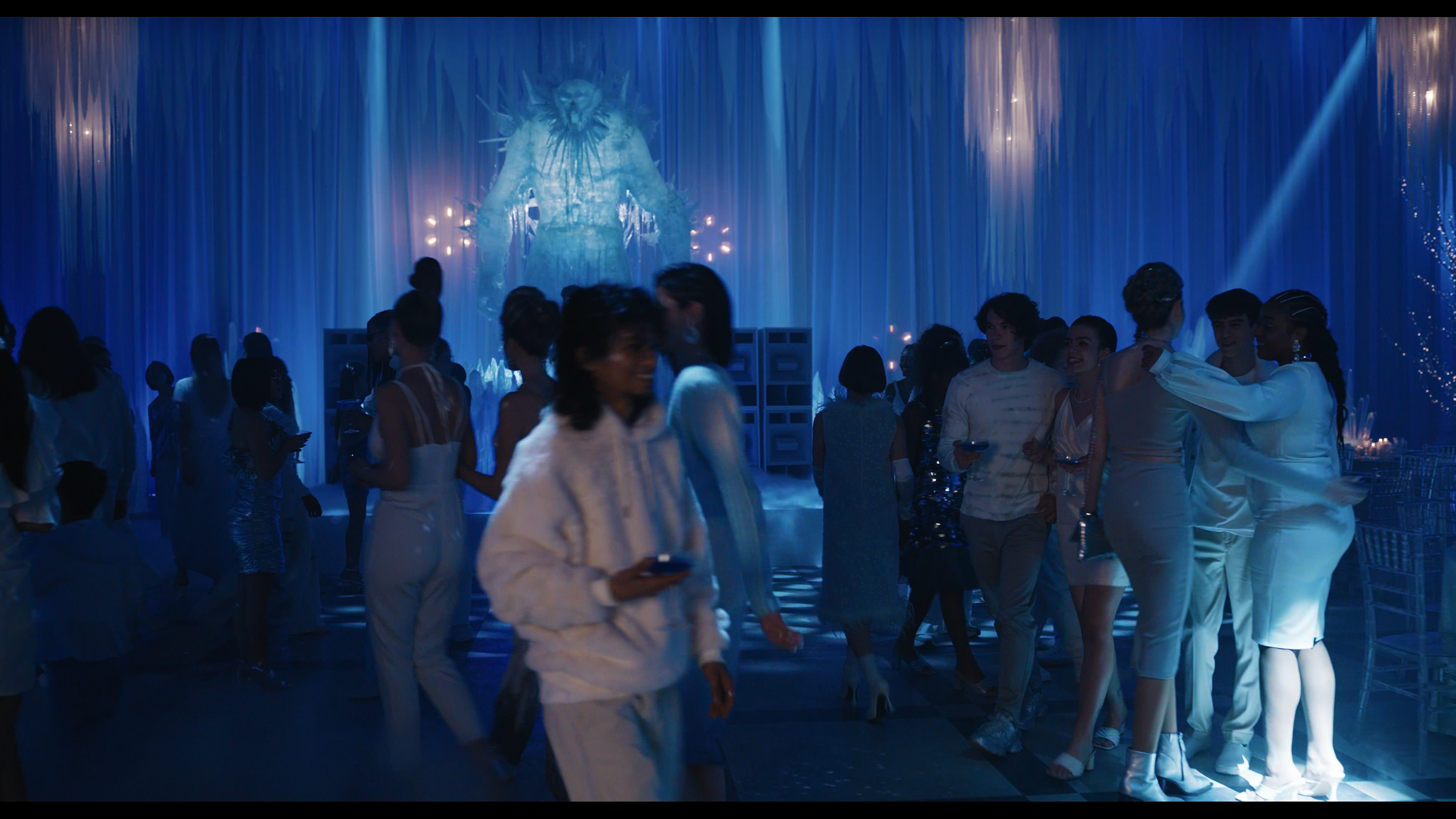 Wednesday S01E04 “Woe What a Night” screencap 3477