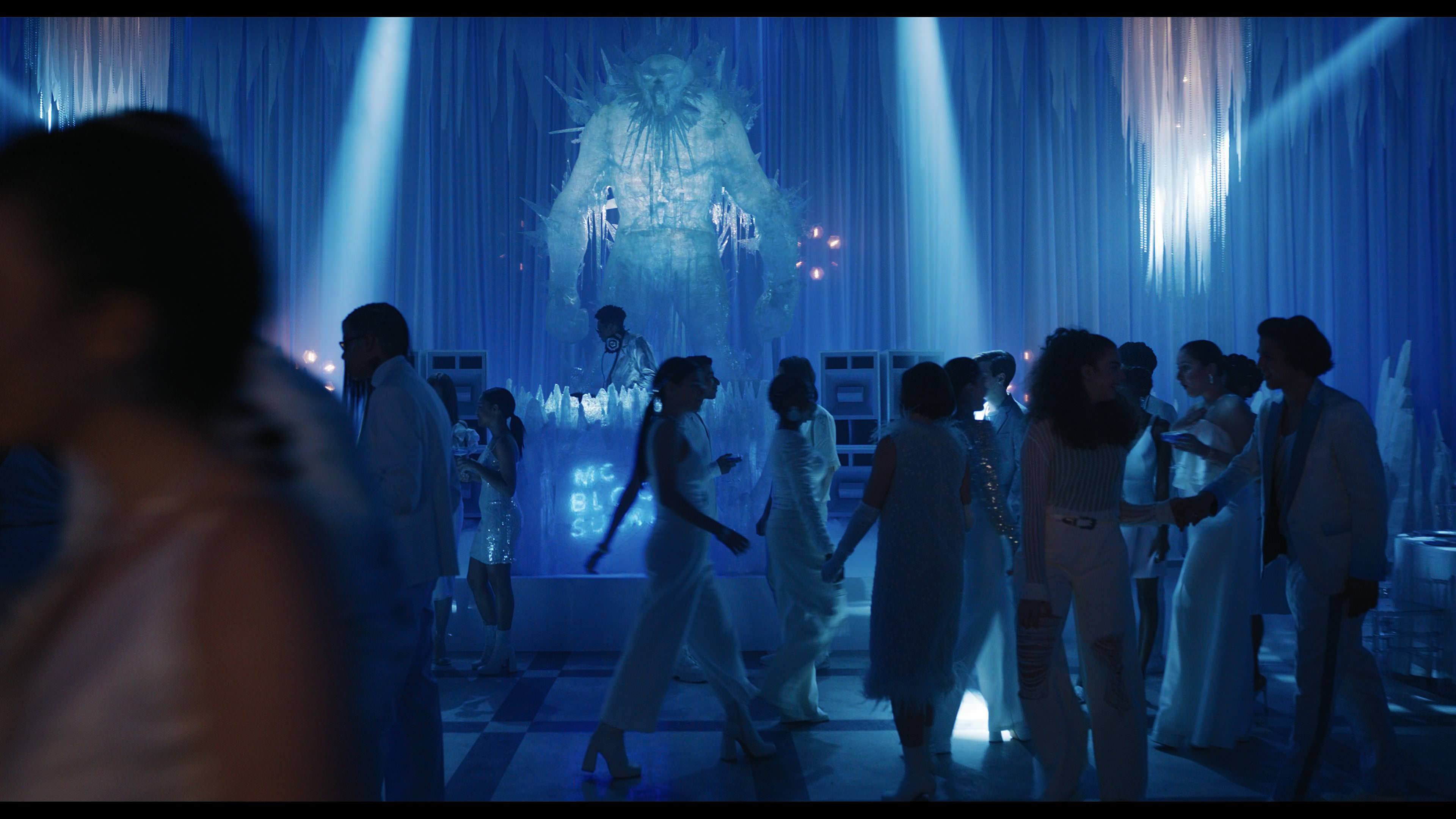 Wednesday S01E04 “Woe What a Night” screencap 3483