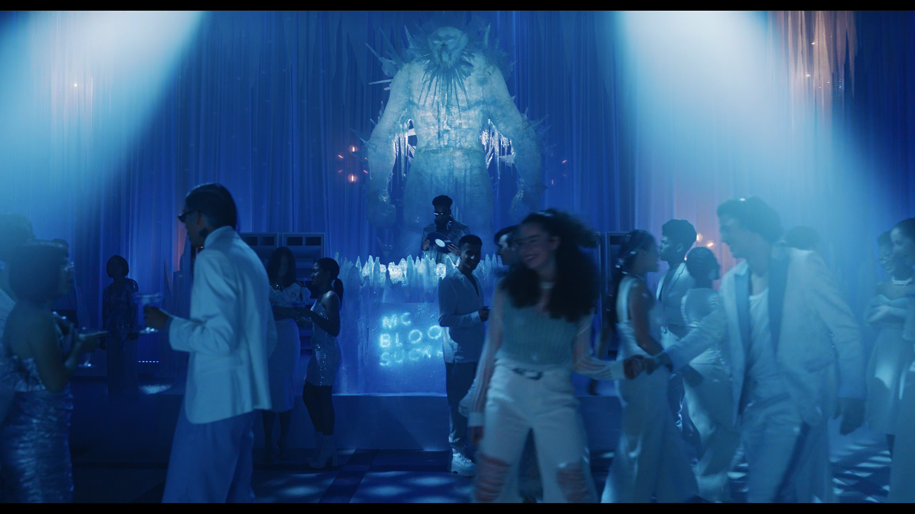 Wednesday S01E04 “Woe What a Night” screencap 3486