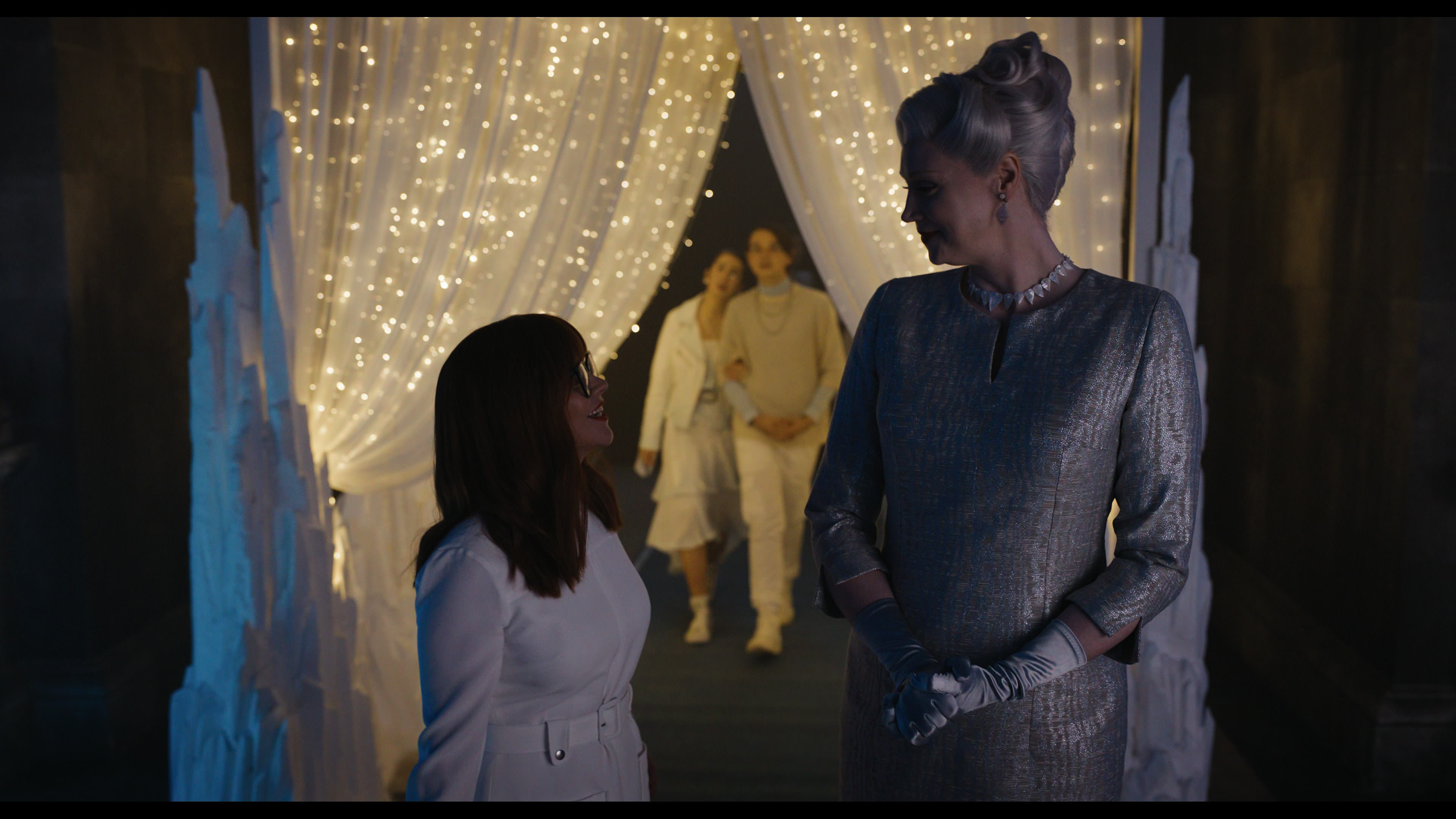 Wednesday S01E04 “Woe What a Night” screencap 3525