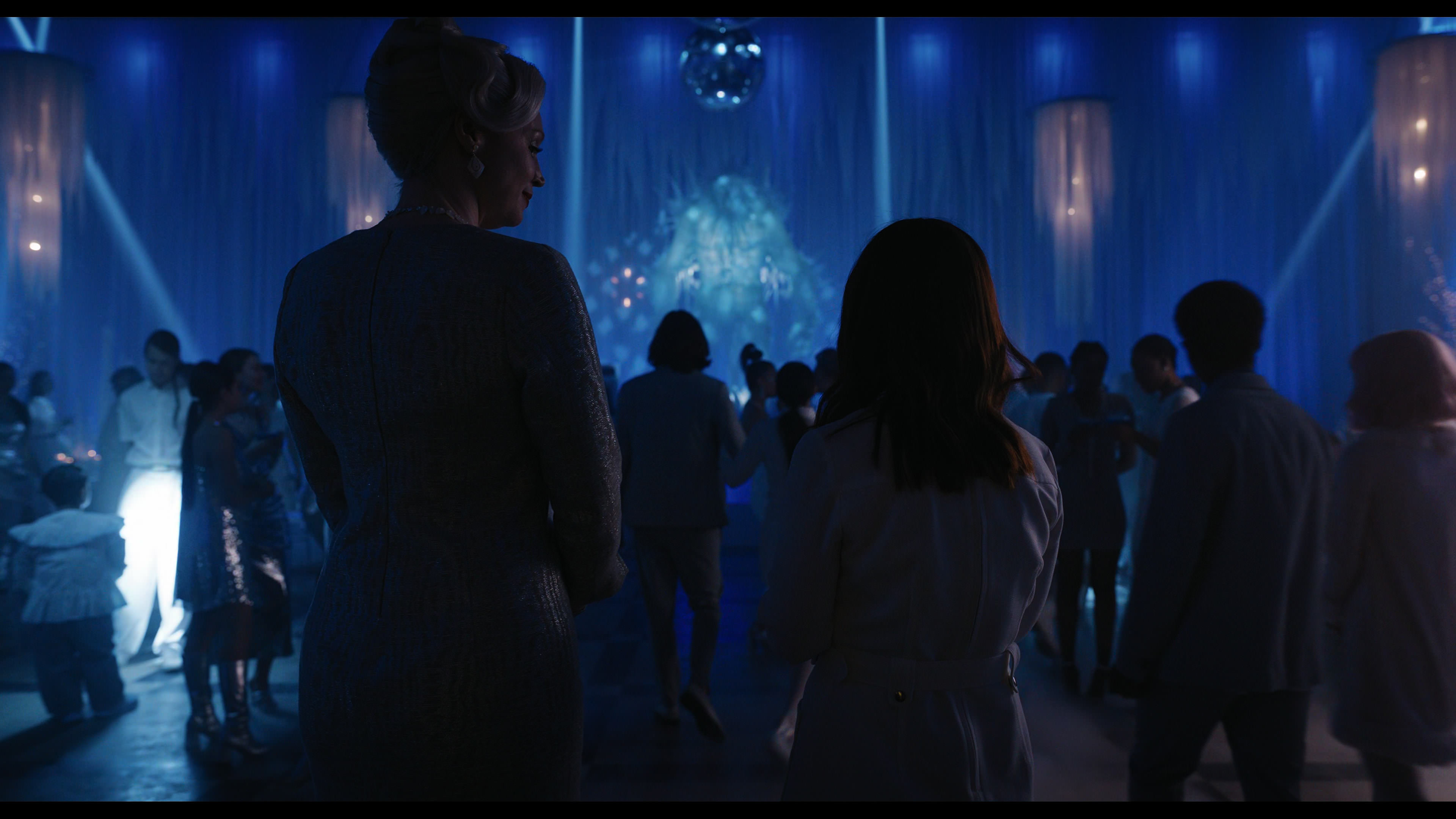Wednesday S01E04 “Woe What a Night” HD screenshot 3539