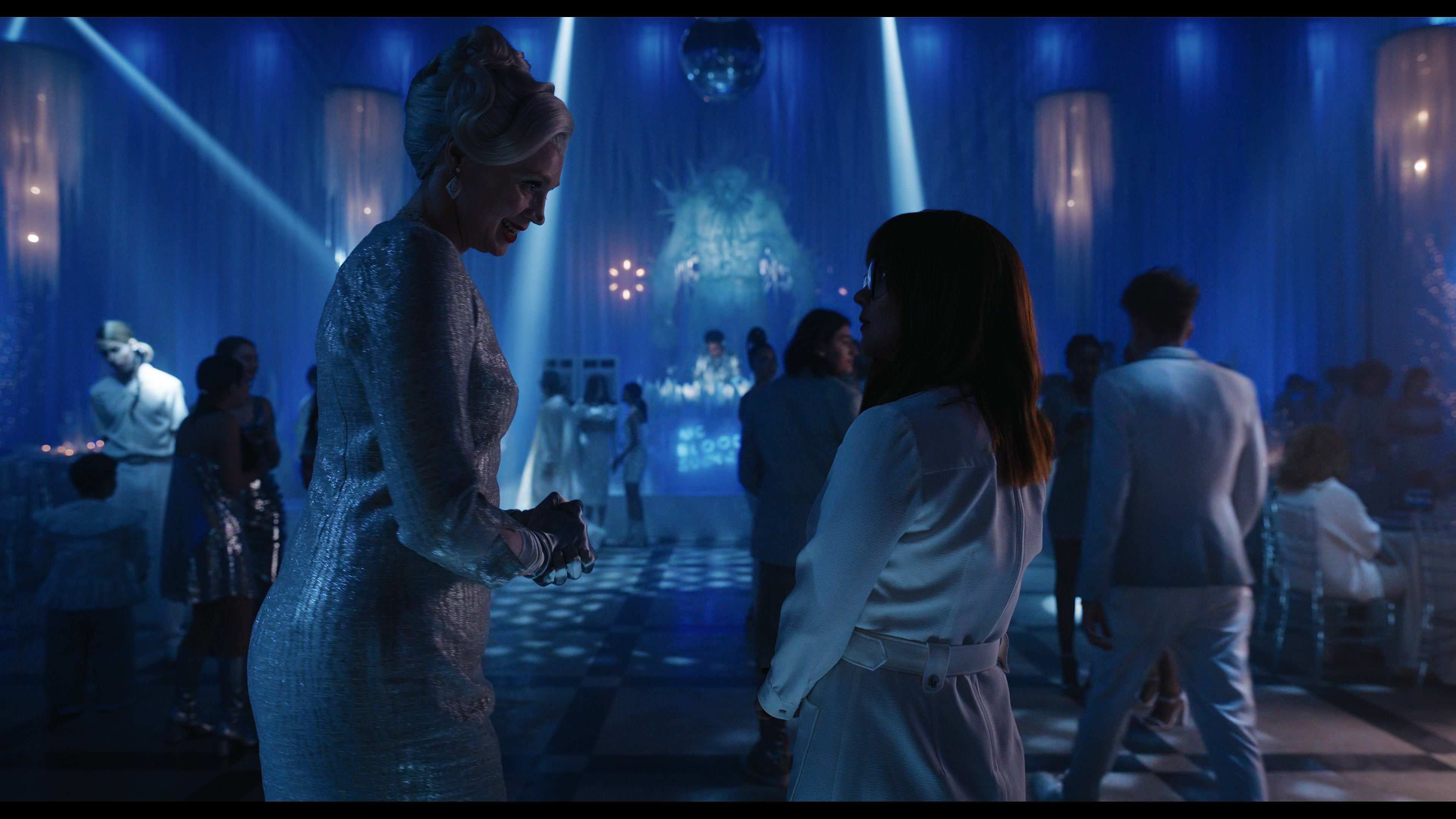 Wednesday S01E04 “Woe What a Night” screencap 3597