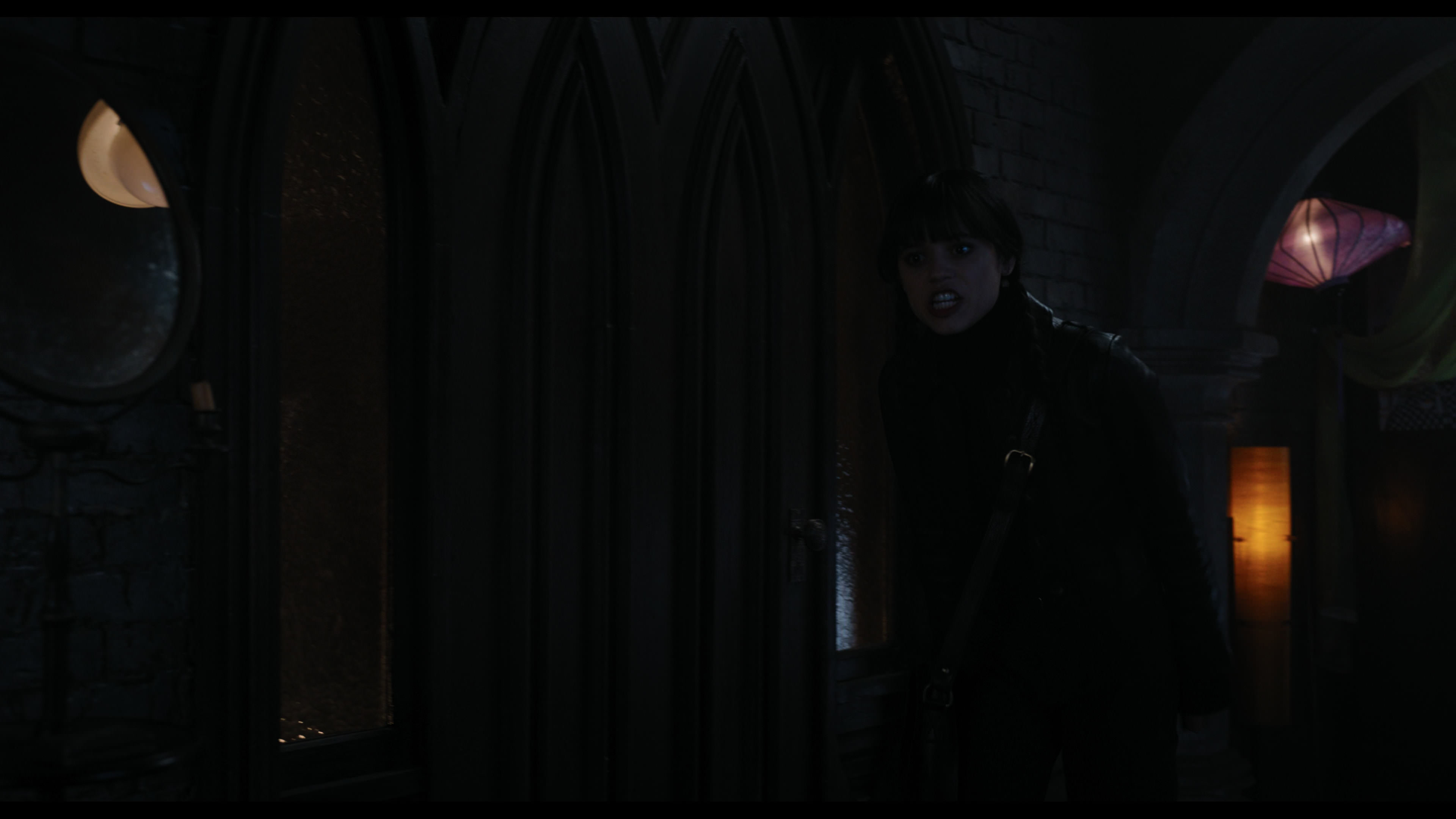 Wednesday S01E04 “Woe What a Night” screencap 3744