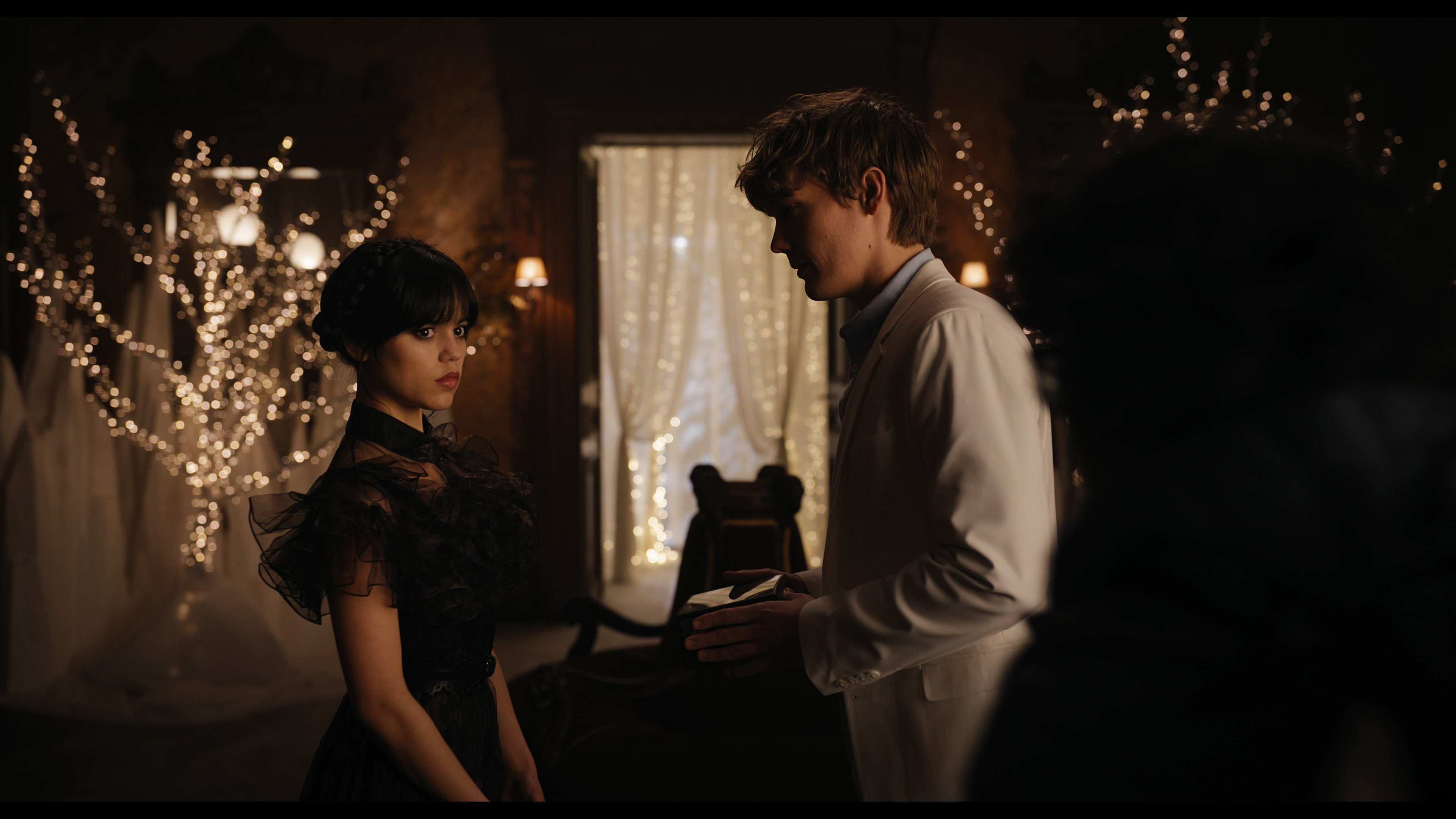 Wednesday S01E04 “Woe What a Night” screencap 3924