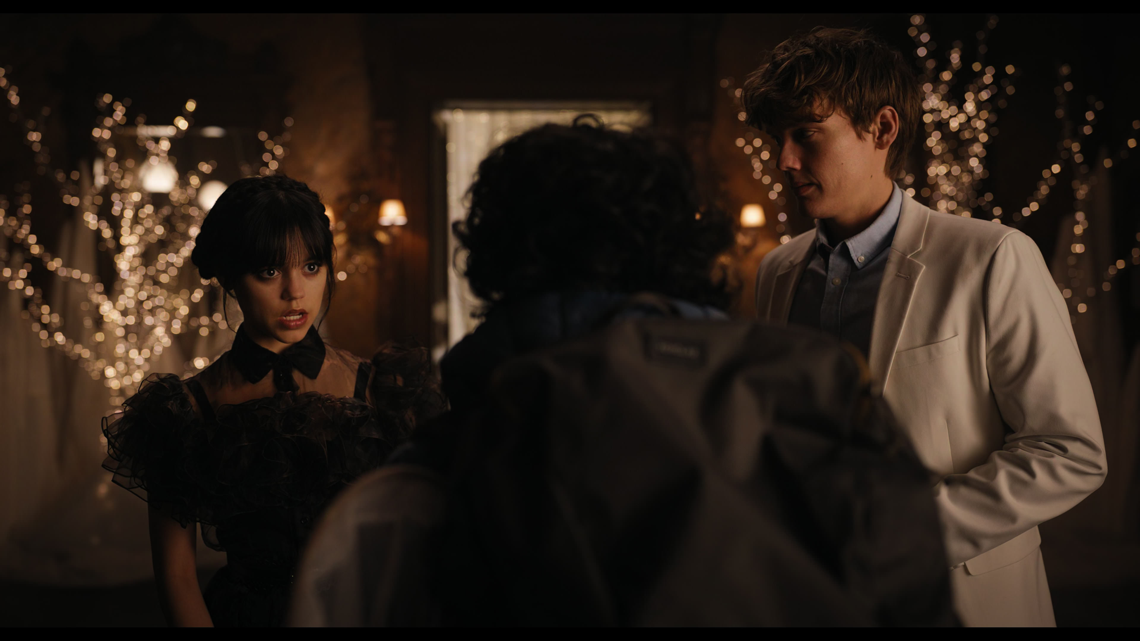 Wednesday S01E04 “Woe What a Night” HD screenshot 3974