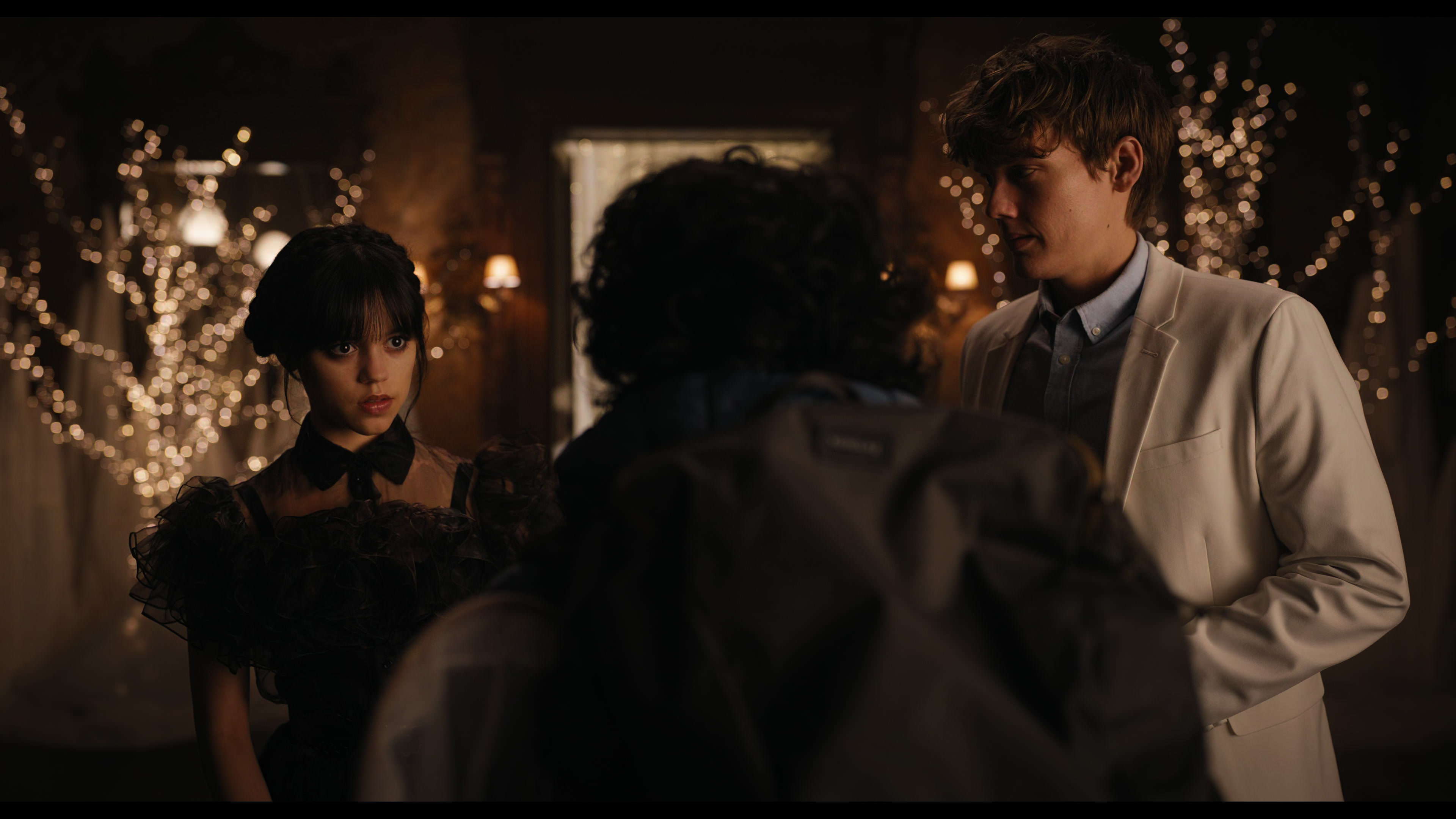 Wednesday S01E04 “Woe What a Night” screencap 3975